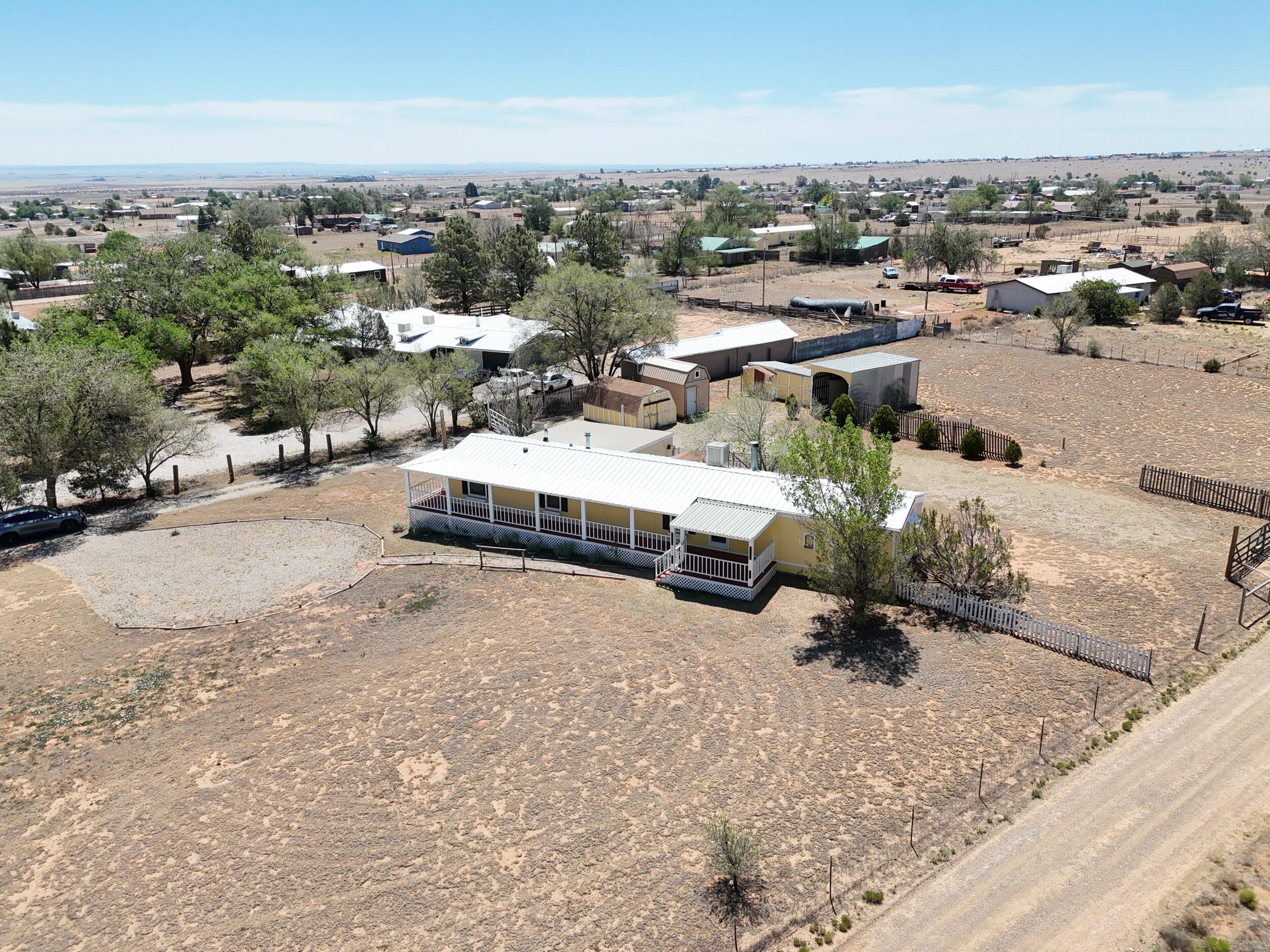 Homes for sale in Edgewood, NM | 103 Aspen Dr, Edgewood, NM 87015 | MLS# 1107003
