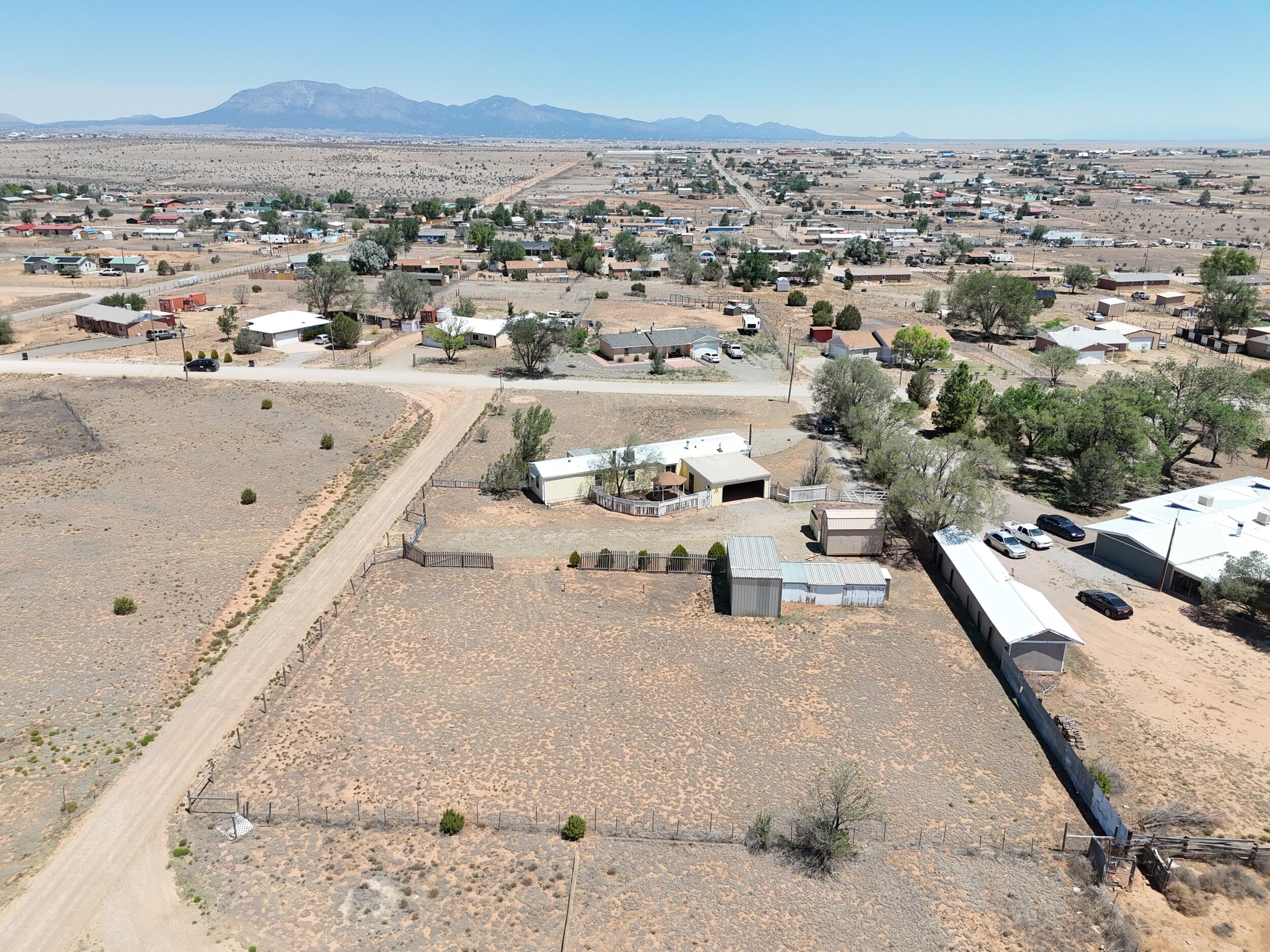 Photo 5 — 103 Aspen Drive