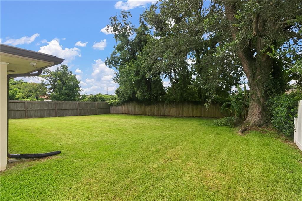 Homes for sale in New Orleans, LA | 5511 Press Dr, New Orleans, LA 70126 | MLS# 2566875