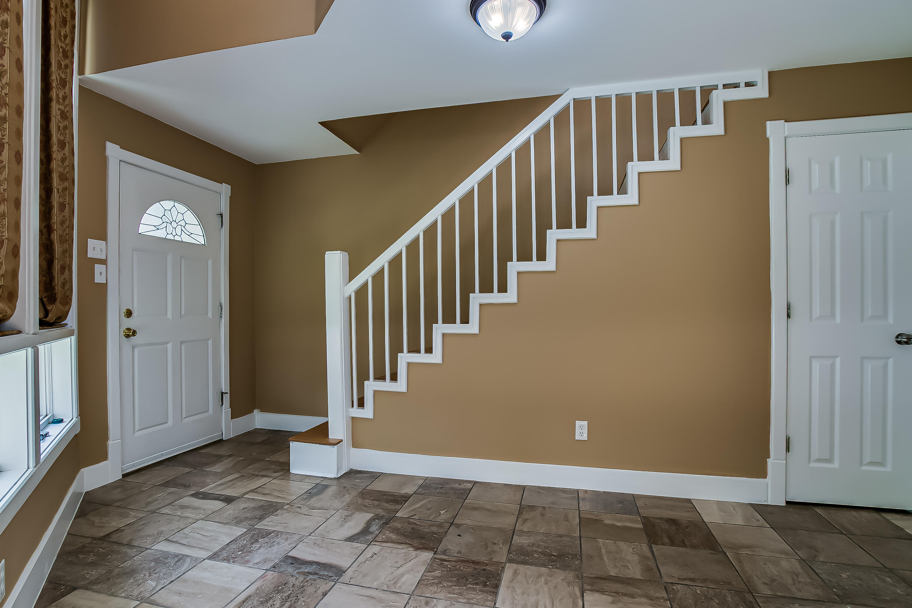 Photo 4 of Townhouse for sale at 501 Mulberry St NE, Albuquerque, NM 87106 | MLS# 1107027 | Listing updated on 2026-09-03