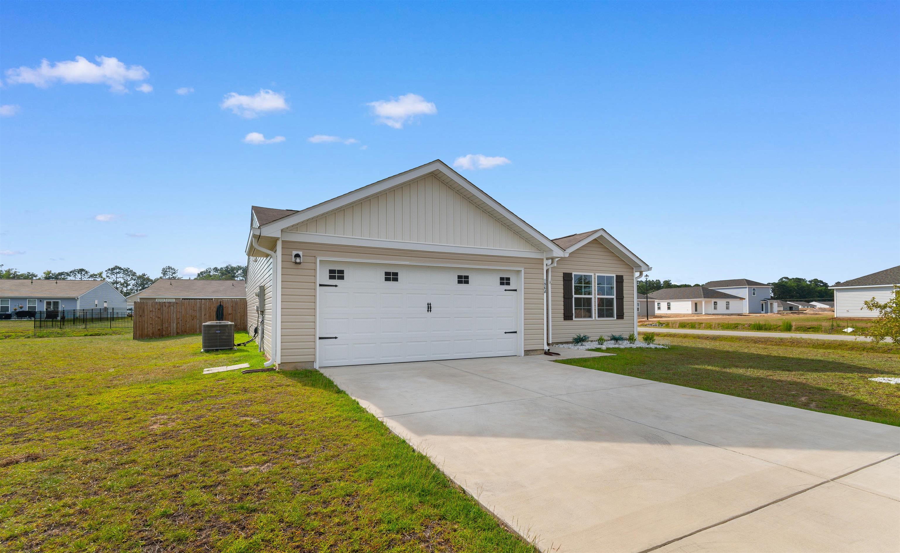 Photo 2 of Single Family Residence at 1964 Eastpark Dr, Darlington, SC 29532 | MLS# 2617358 |  | Sold on 2026-10-15