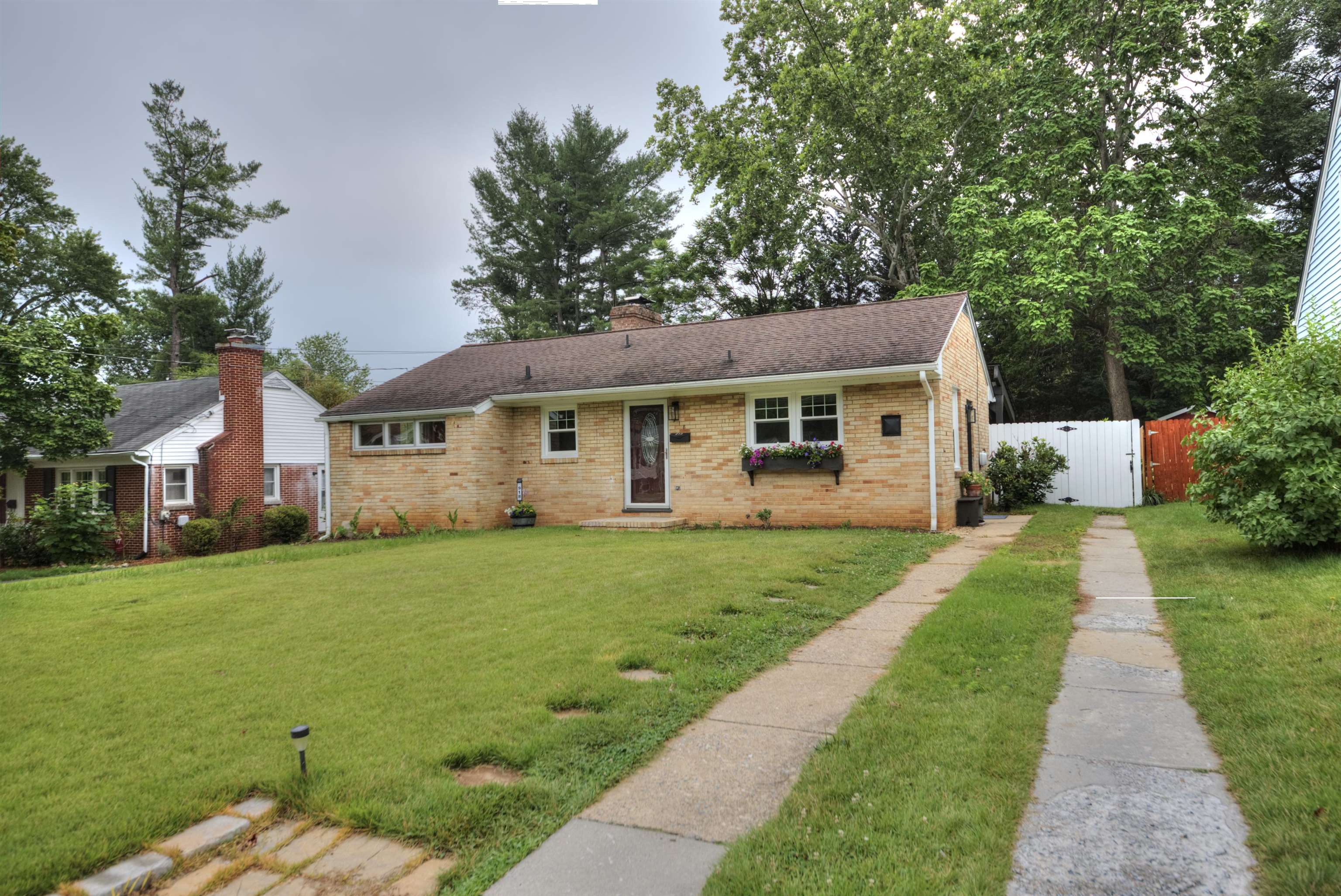 918 Jefferson Ave
