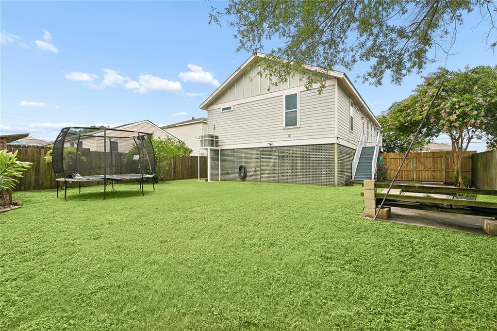 Homes for sale in New Orleans, LA | 2718 Frankfort St, New Orleans, LA 70122 | MLS# 2567191