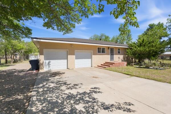 Photo 3 of Single family home for sale at 820 Monte Vista Rd NE, Los Lunas, NM 87031 | MLS# 1107129 | Listing updated on 2026-09-18