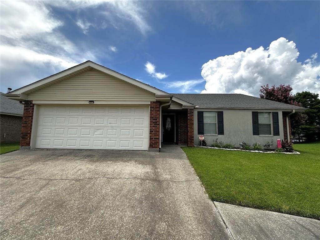 Photo 1 of Single family home for sale at 112 Windward Psge St, Slidell, LA 70458 | MLS# 2567210 | Listing updated on 2026-09-04