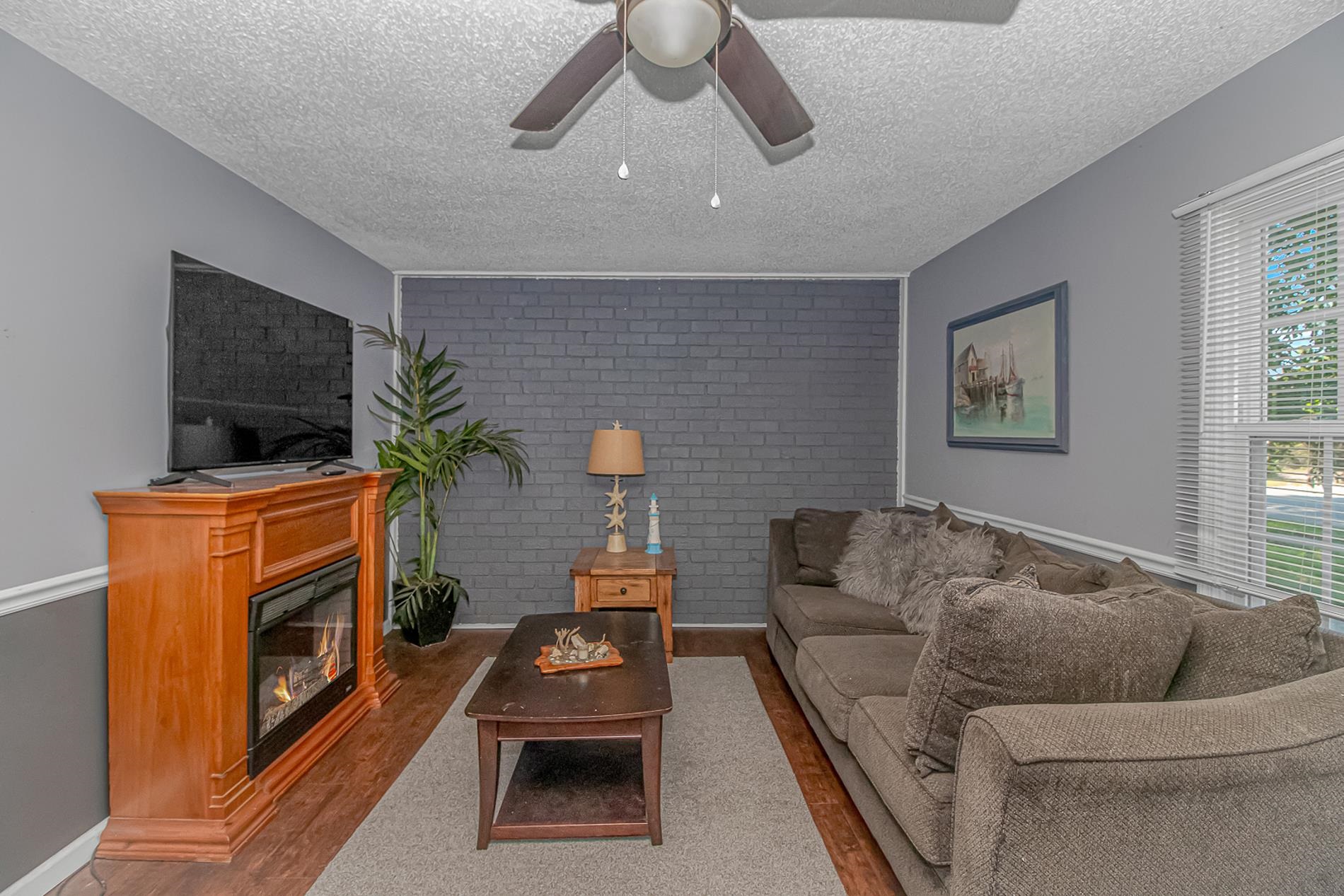 2617504 | Photo 11
