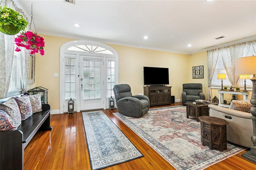 4th image of 8124-26 Zimpel St, New Orleans, LA 70118 | MLS# 2567567