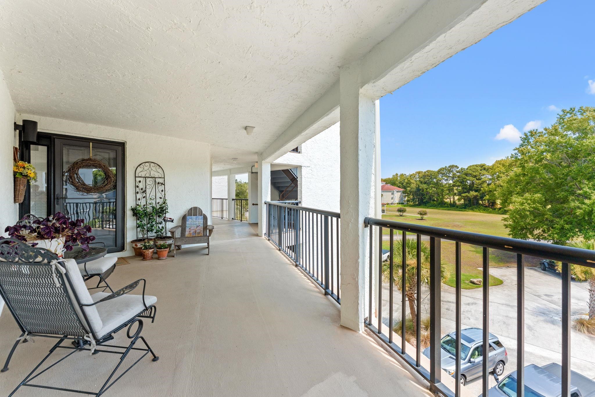4440 Nassau Ct. 402-D