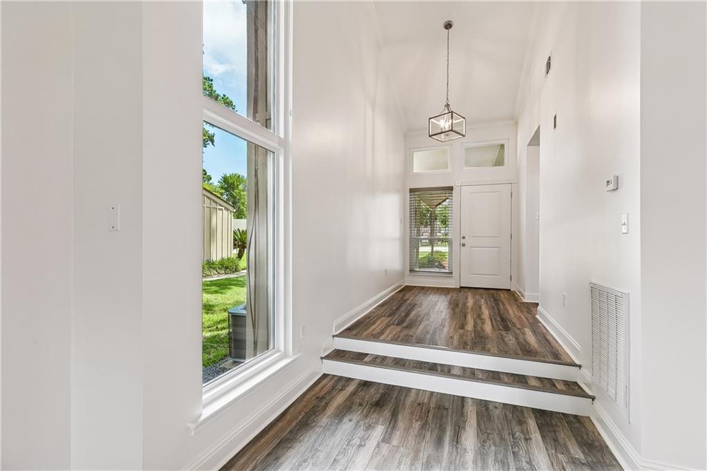 2nd image of 62 N Court Villa Dr #62, Mandeville, LA 70471 | MLS# 2562746