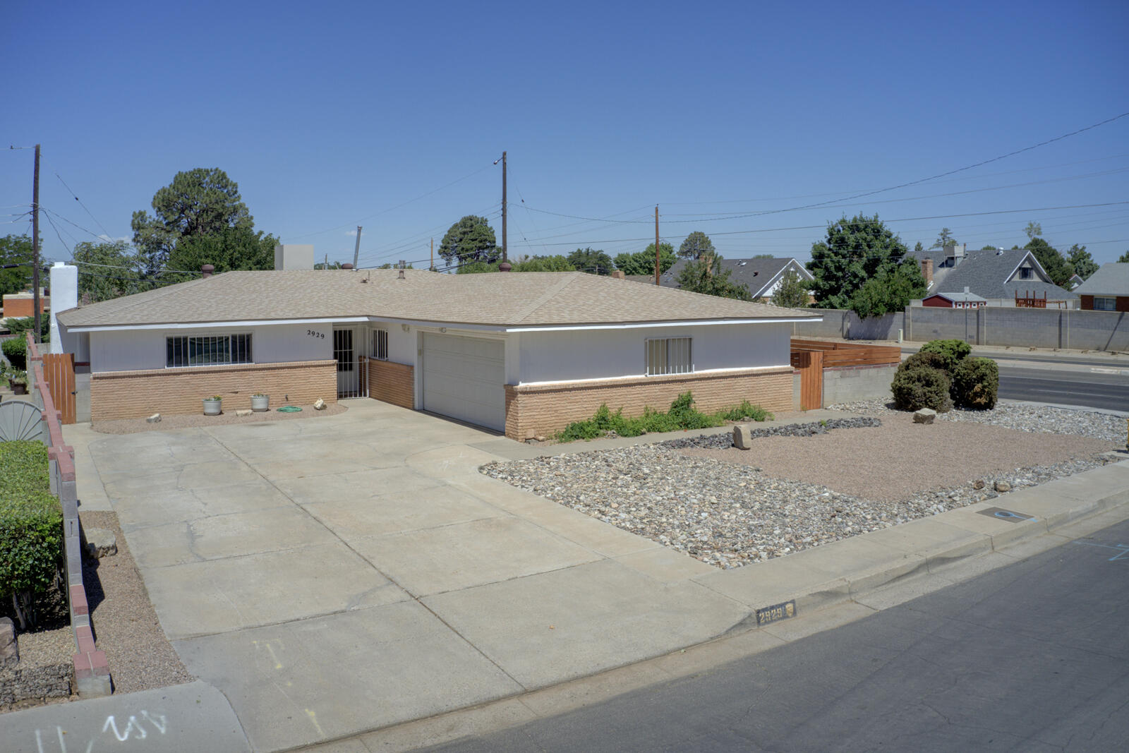 2929 Espanola Street, Albuquerque NM 87110