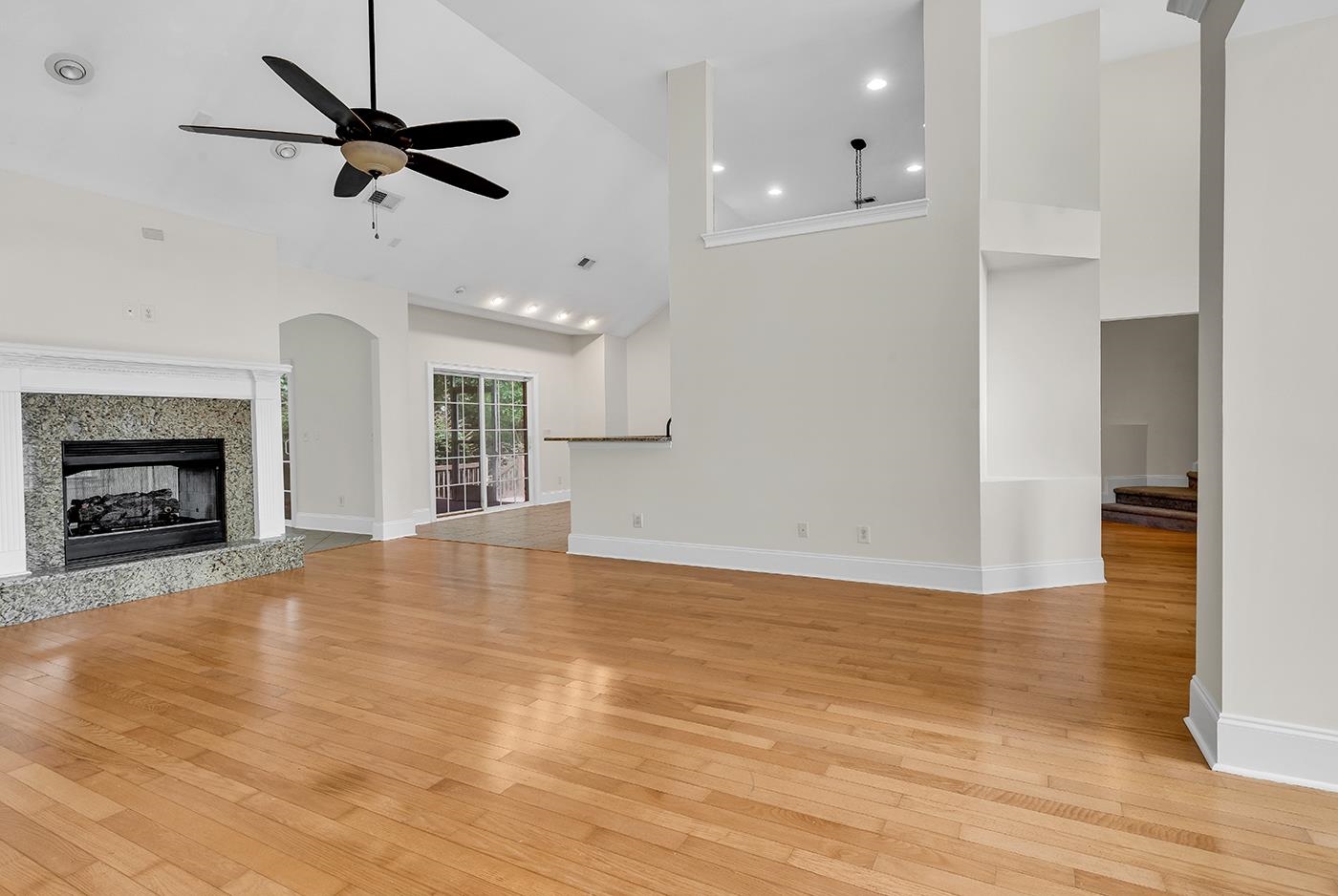 284 Chamberlin Rd. 