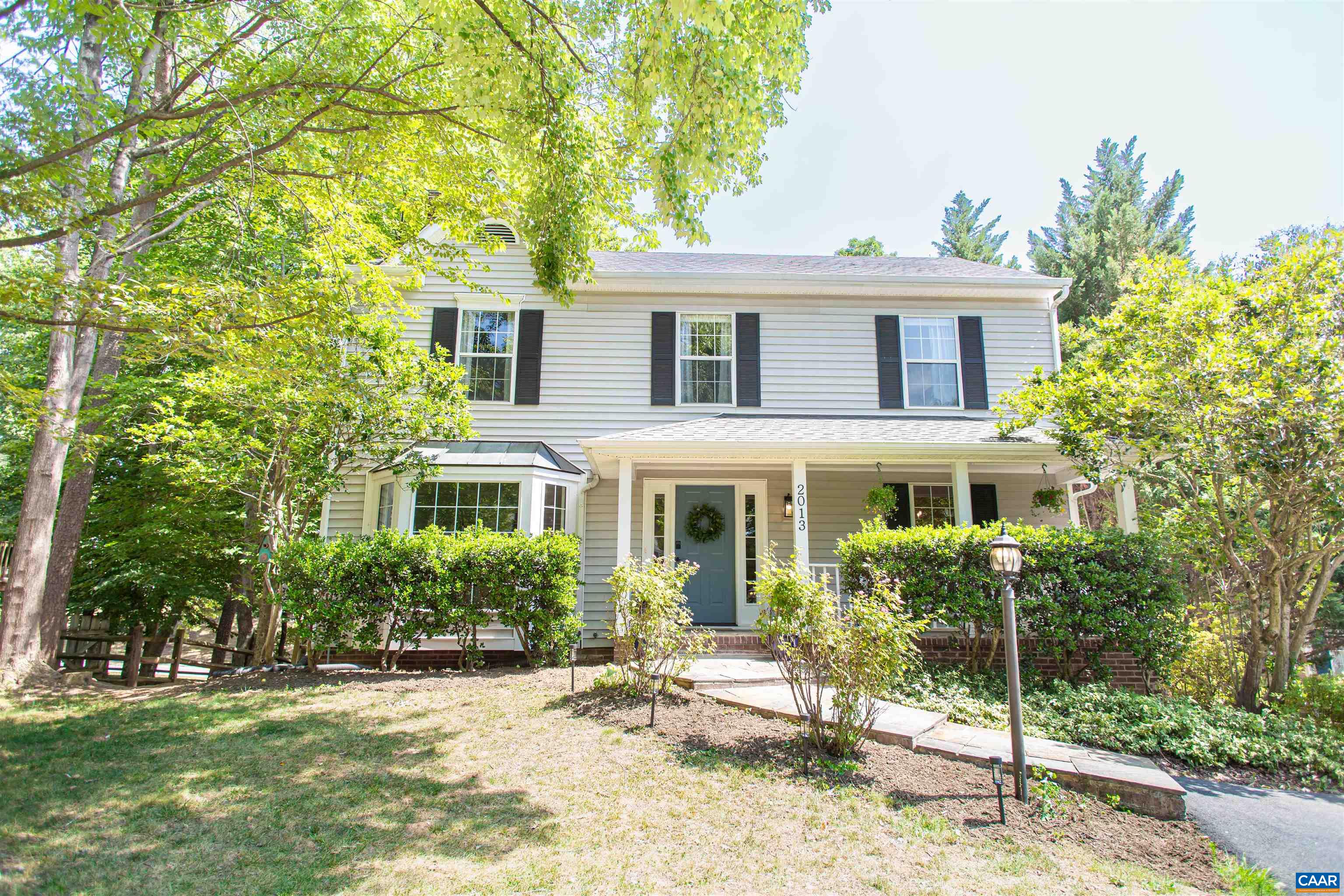 2013 Locke Ln