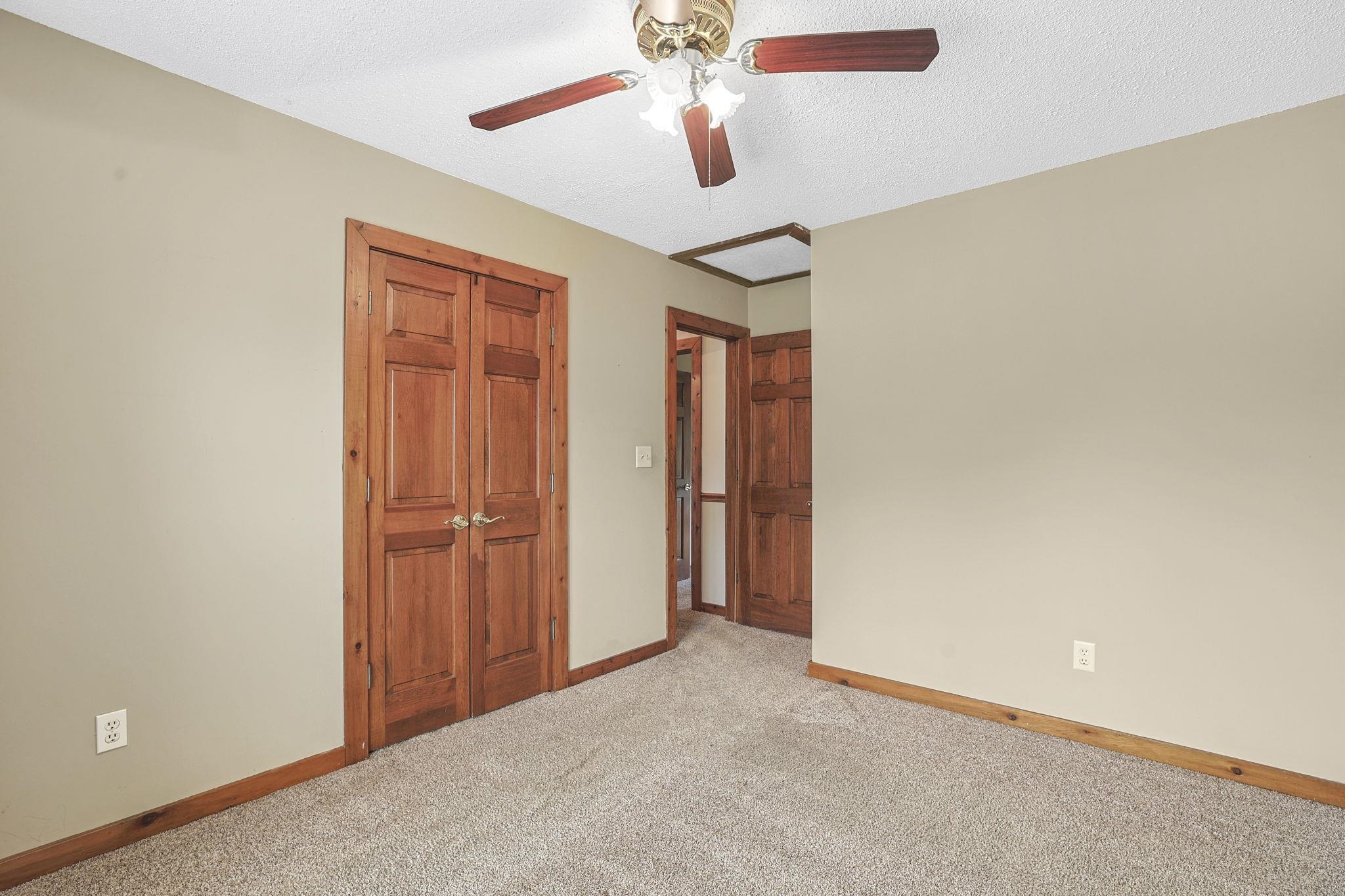 2617708 | Photo 23