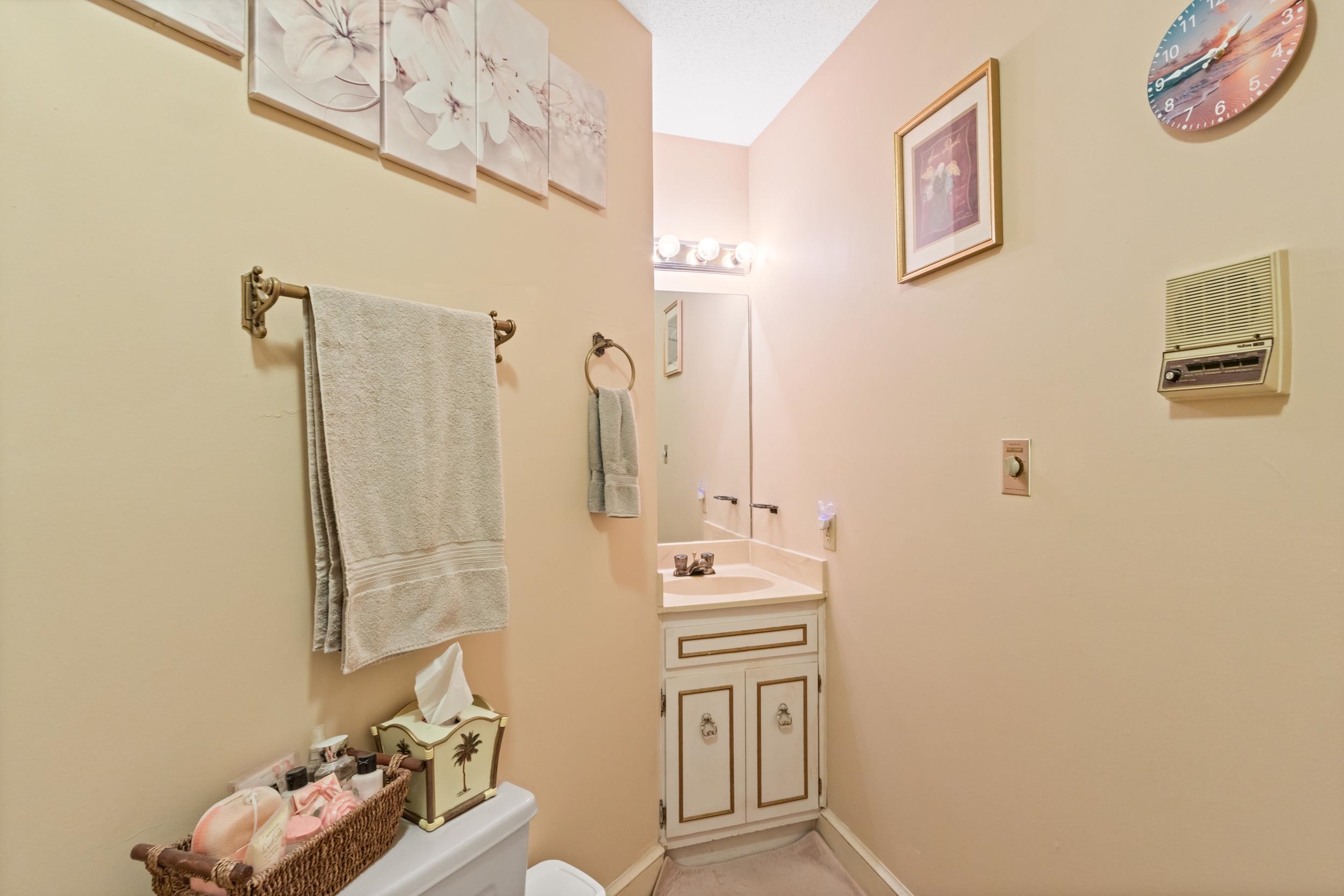 2617751 | Photo 24