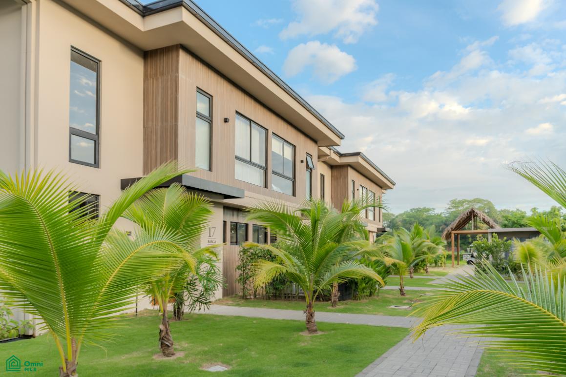 3 bed Single Family Homes For Sale in Garabito, Puntarenas - 1