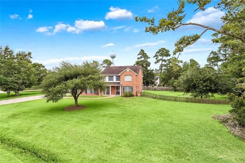 Photo 2 of Single family home for sale at 1024 Claire Dr, Slidell, LA 70461 | MLS# 2567911 | Listing updated on 2026-09-21