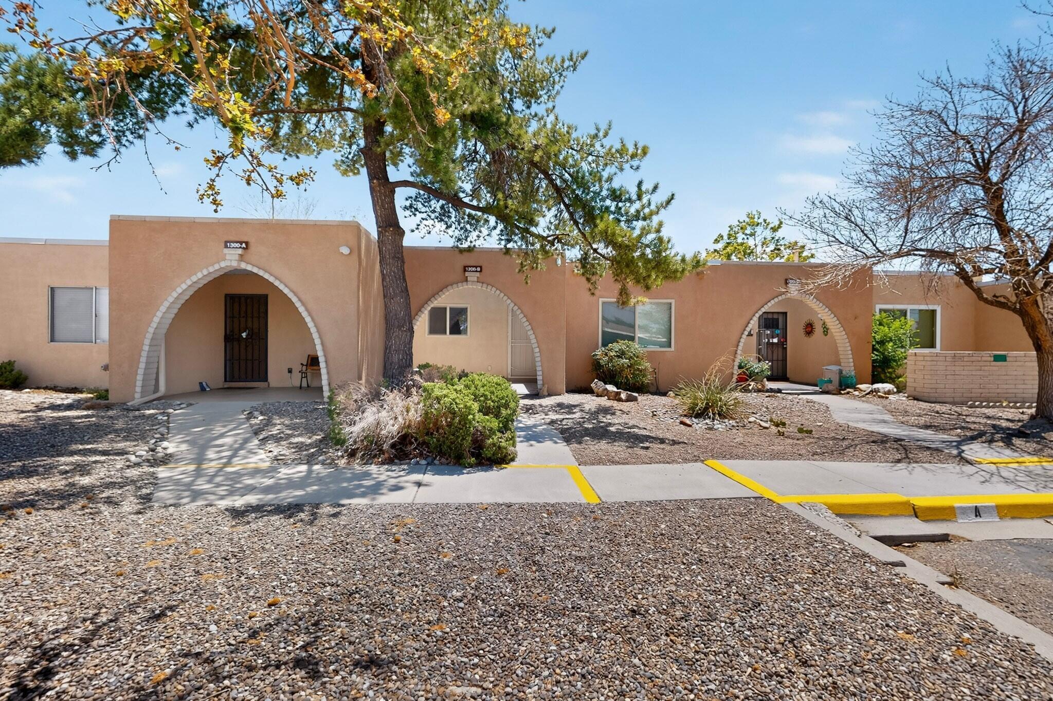 2nd image of 1300 Grande Blvd Se #B, Rio Rancho, NM 87124 | MLS# 1107345