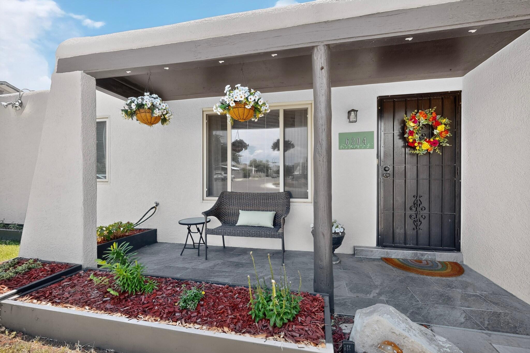 6204 Prairie Road NE Albuquerque, NM 87109