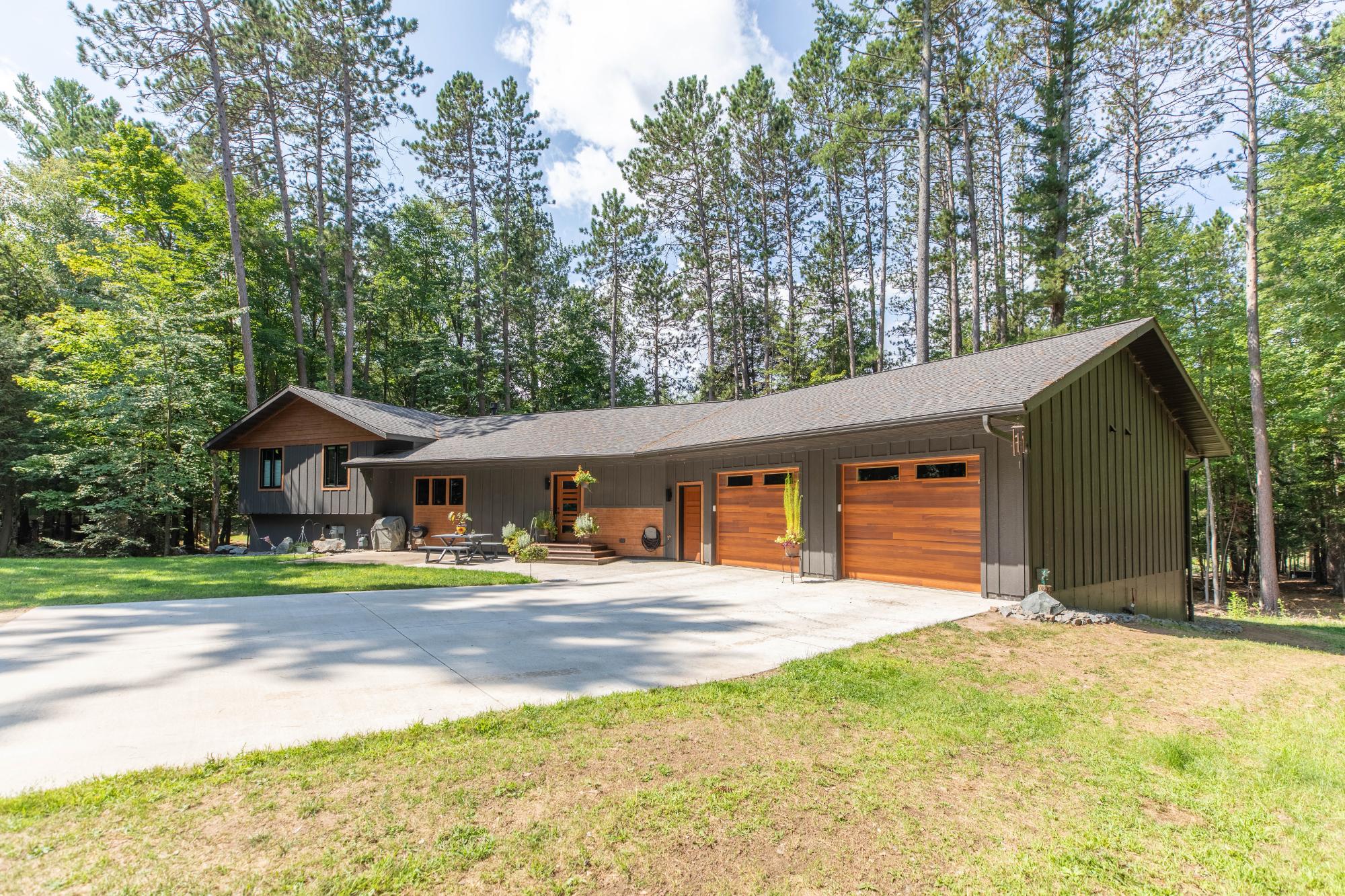 Lake Thompson Property 4253 Circle Dr Photo 4