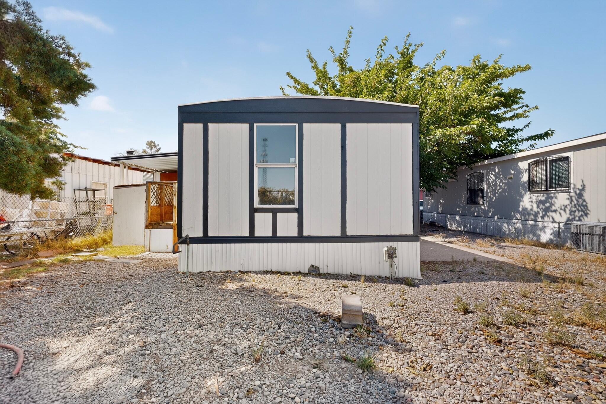 33rd image of 8405 Hager Ave Se, Albuquerque, NM 87108 | MLS# 1107363