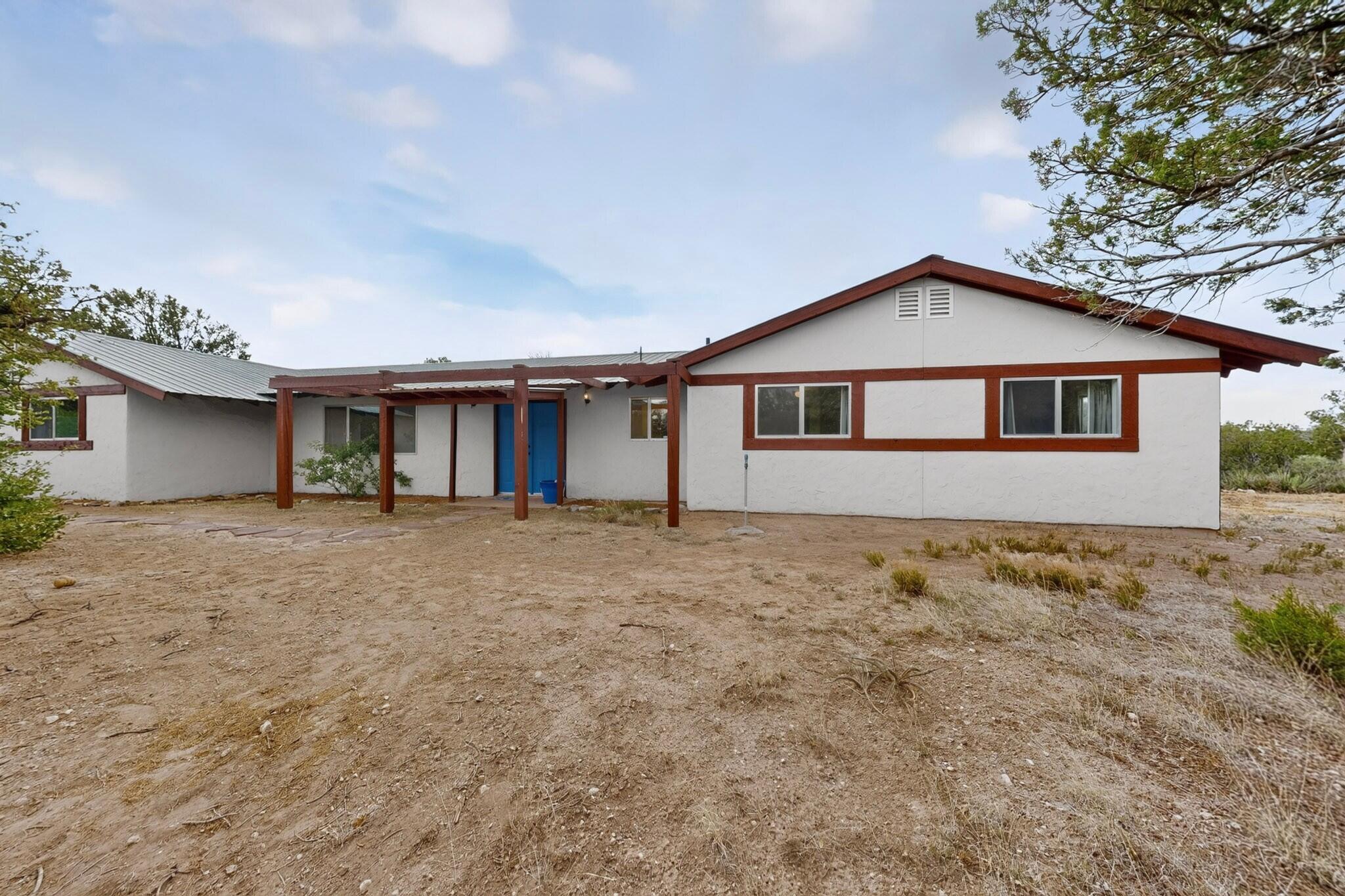 2nd image of 22 Duke Rd, Edgewood, NM 87015 | MLS# 1107403