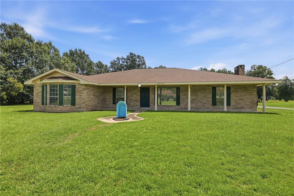 1st image of 42514 Yokum Rd, Ponchatoula, LA 70454 | MLS# 2566862