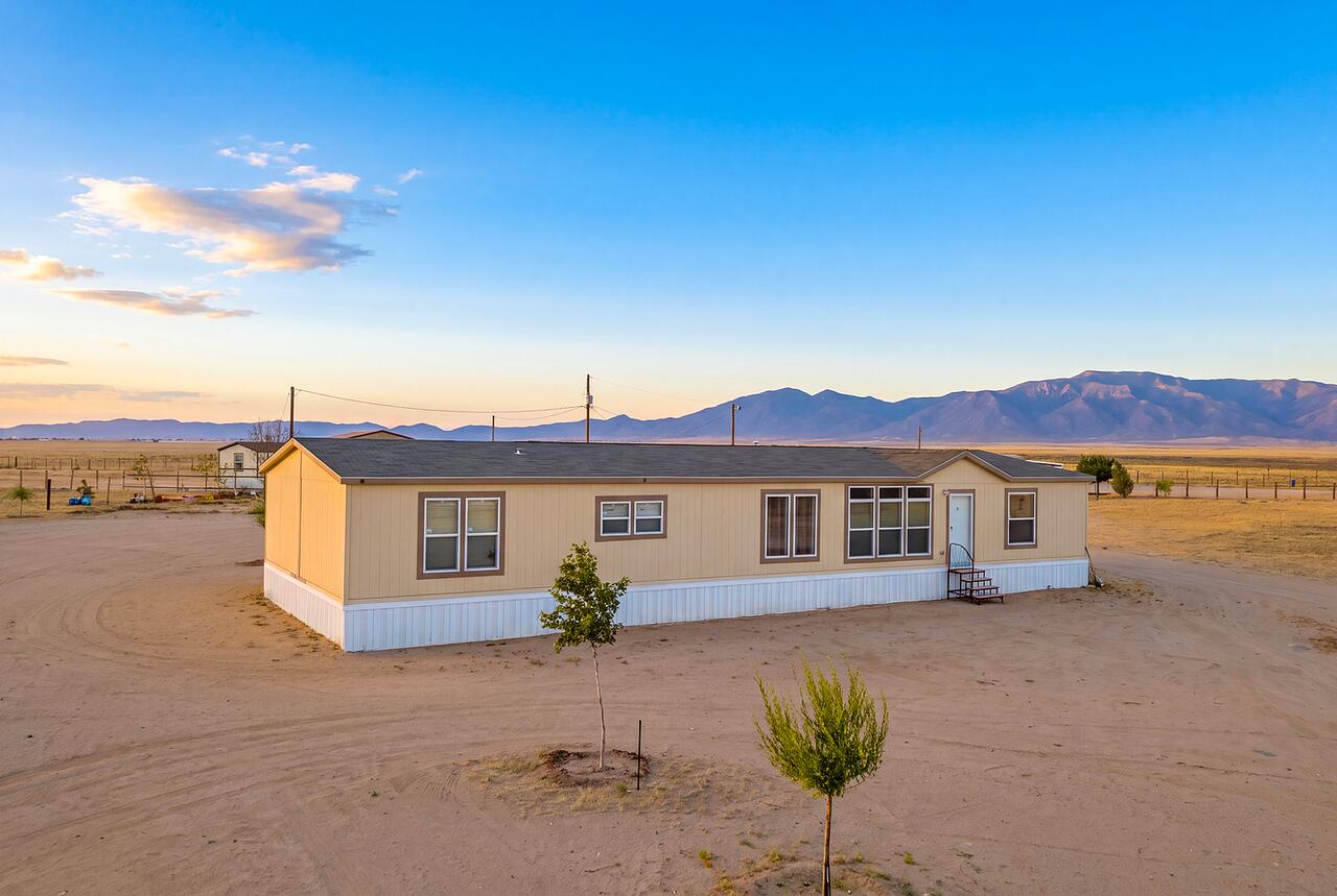 3 San Pasquale Avenue Los Lunas, NM 87031