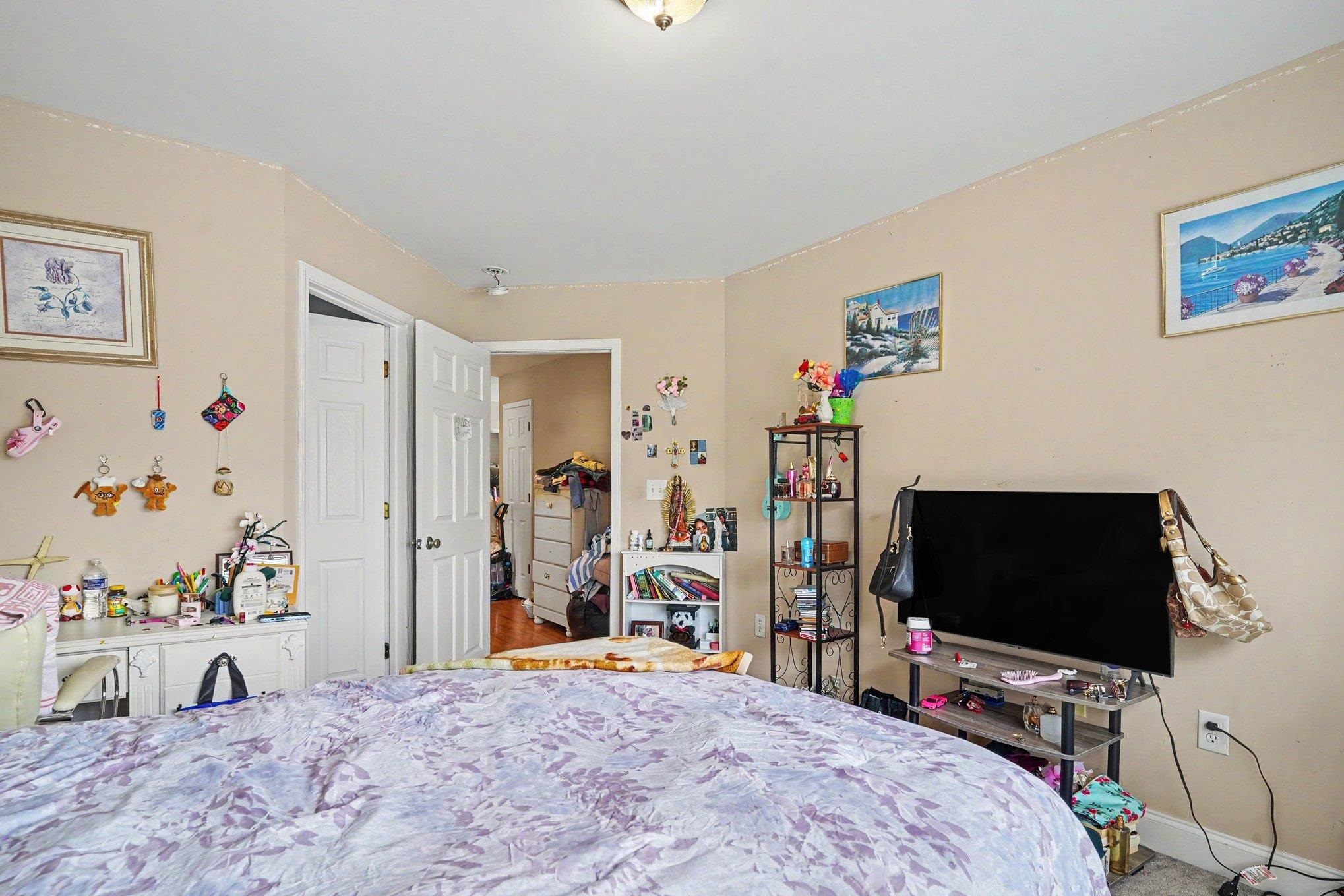 2617894 | Photo 21