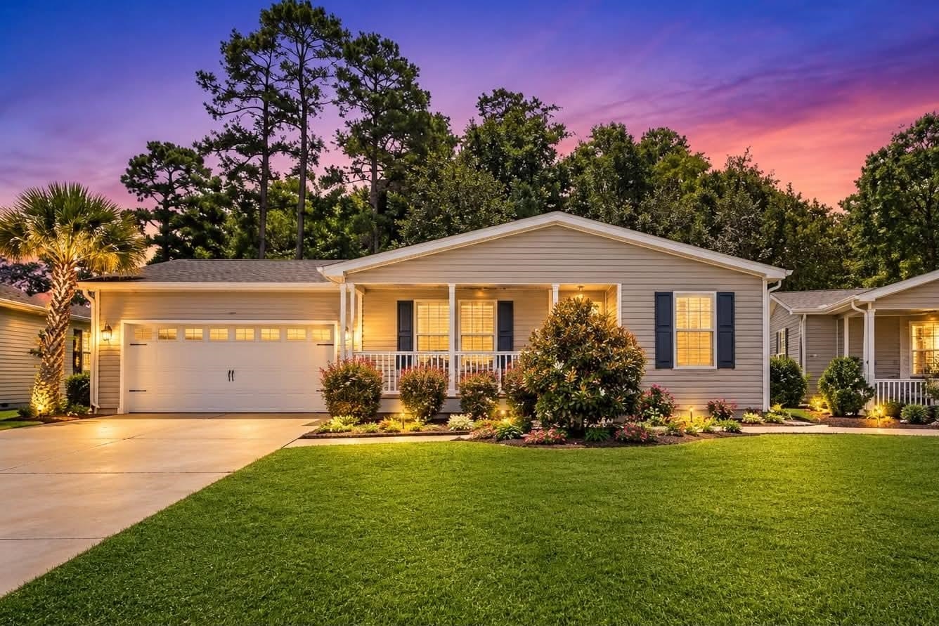 2039 Eastlynn Dr. Conway, SC 29526