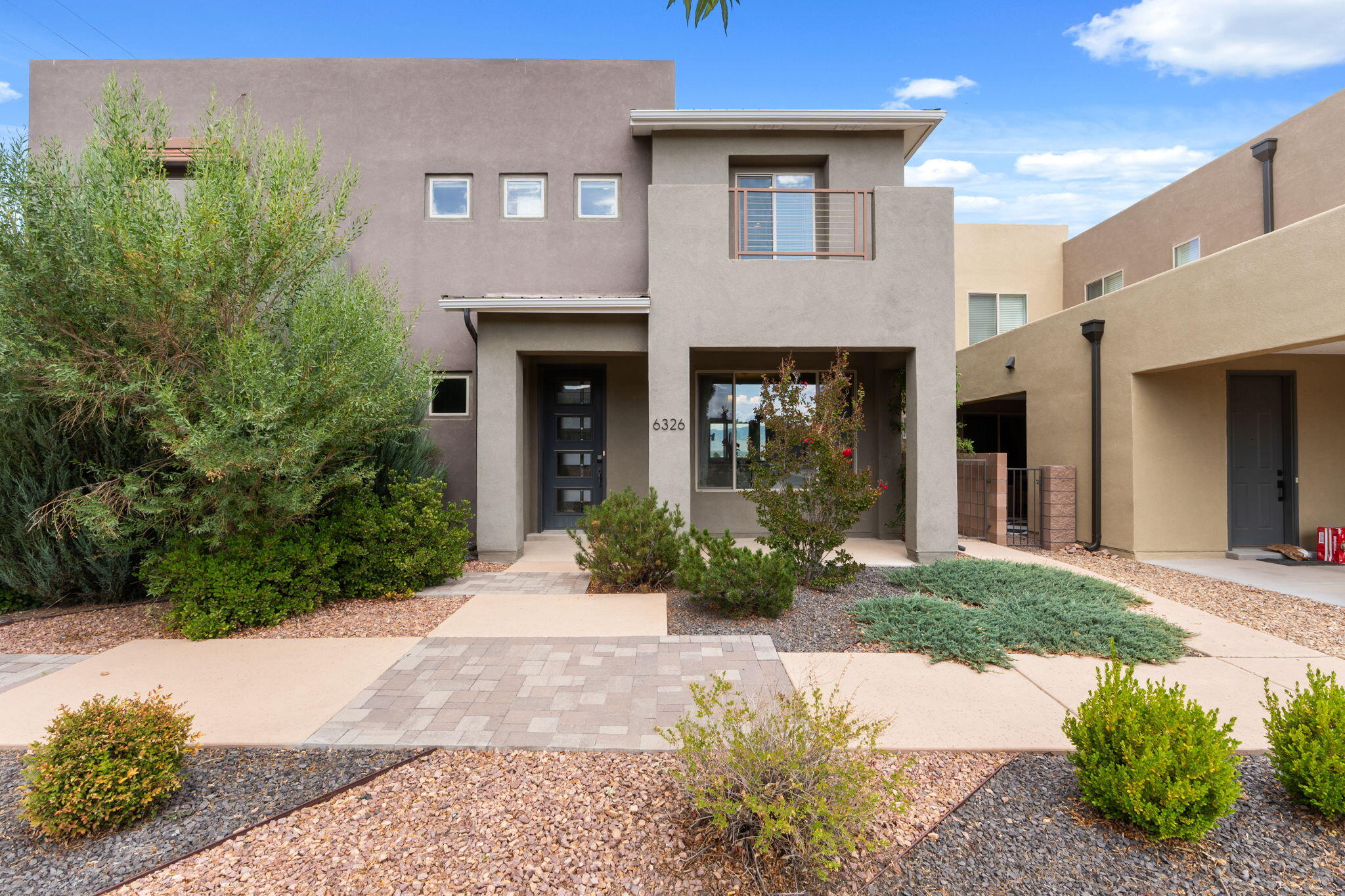 6326 Vista Del Bosque Drive, Albuquerque NM 87120