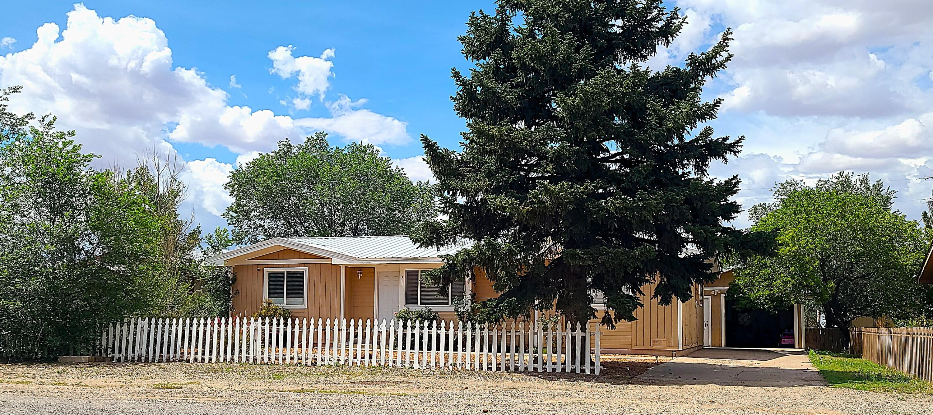 2nd image of 211 Roosevelt Ave, Moriarty, NM 87035 | MLS# 1107562
