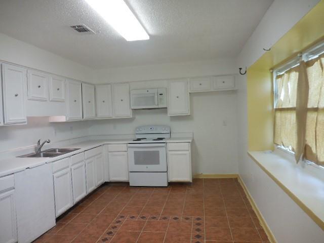 2nd image of 2440 West Sunnymeade Dr, Harvey, LA 70058 | MLS# 2568307