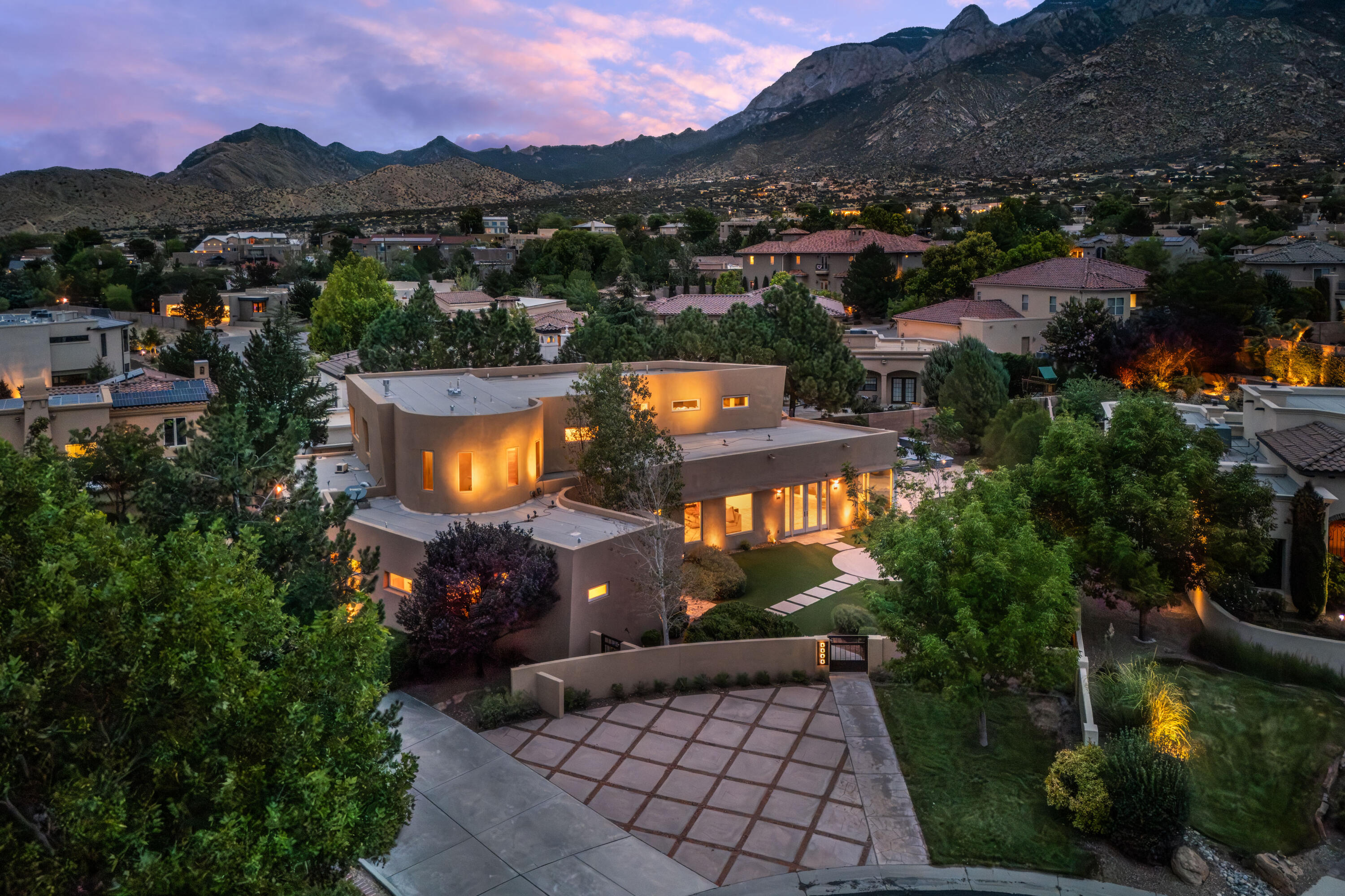 8808 Primrose Court, Albuquerque NM 87122