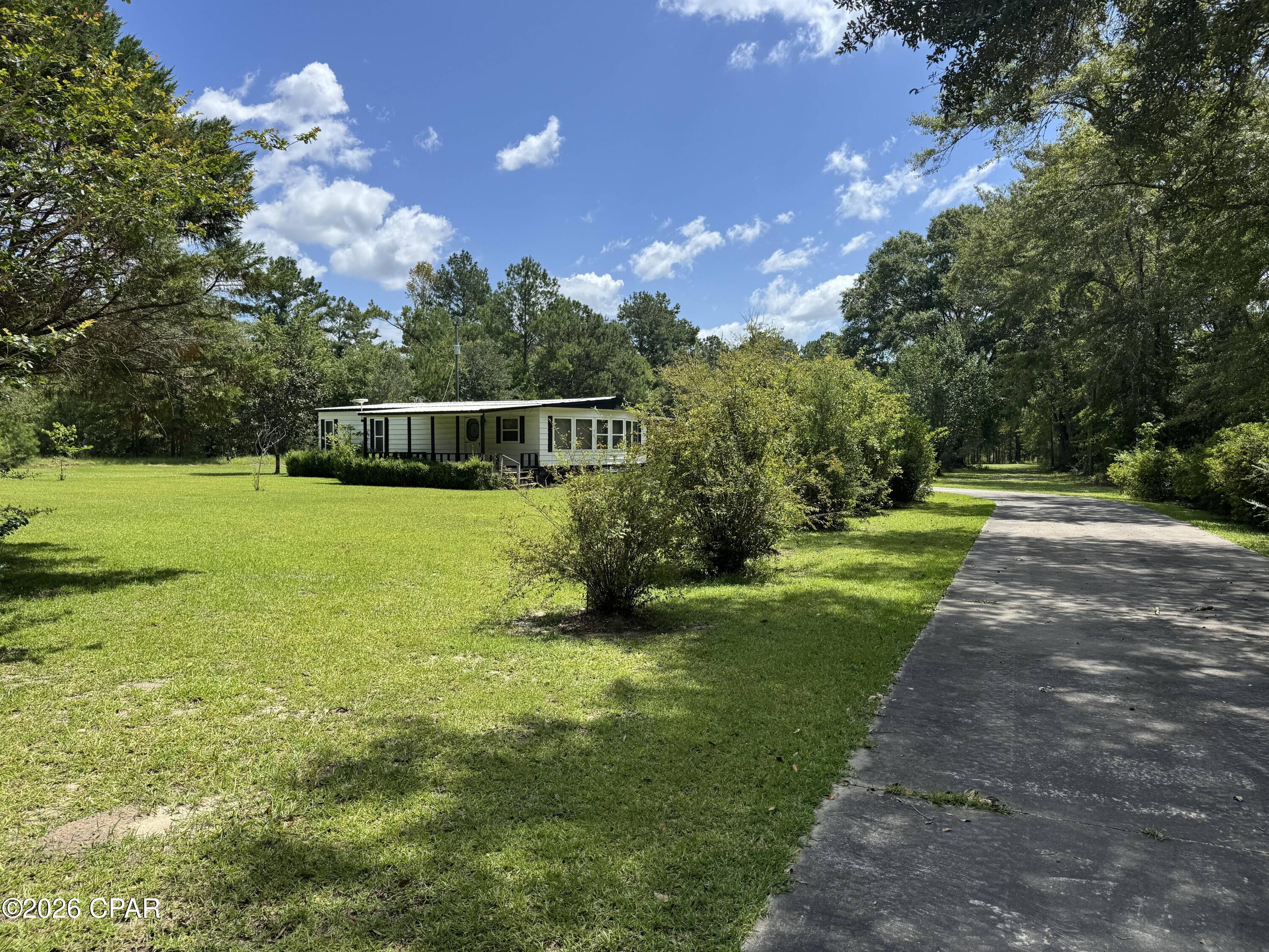 3rd image of 1929 N Holmes Crk Rd, Graceville, FL 32440 | MLS# 792891