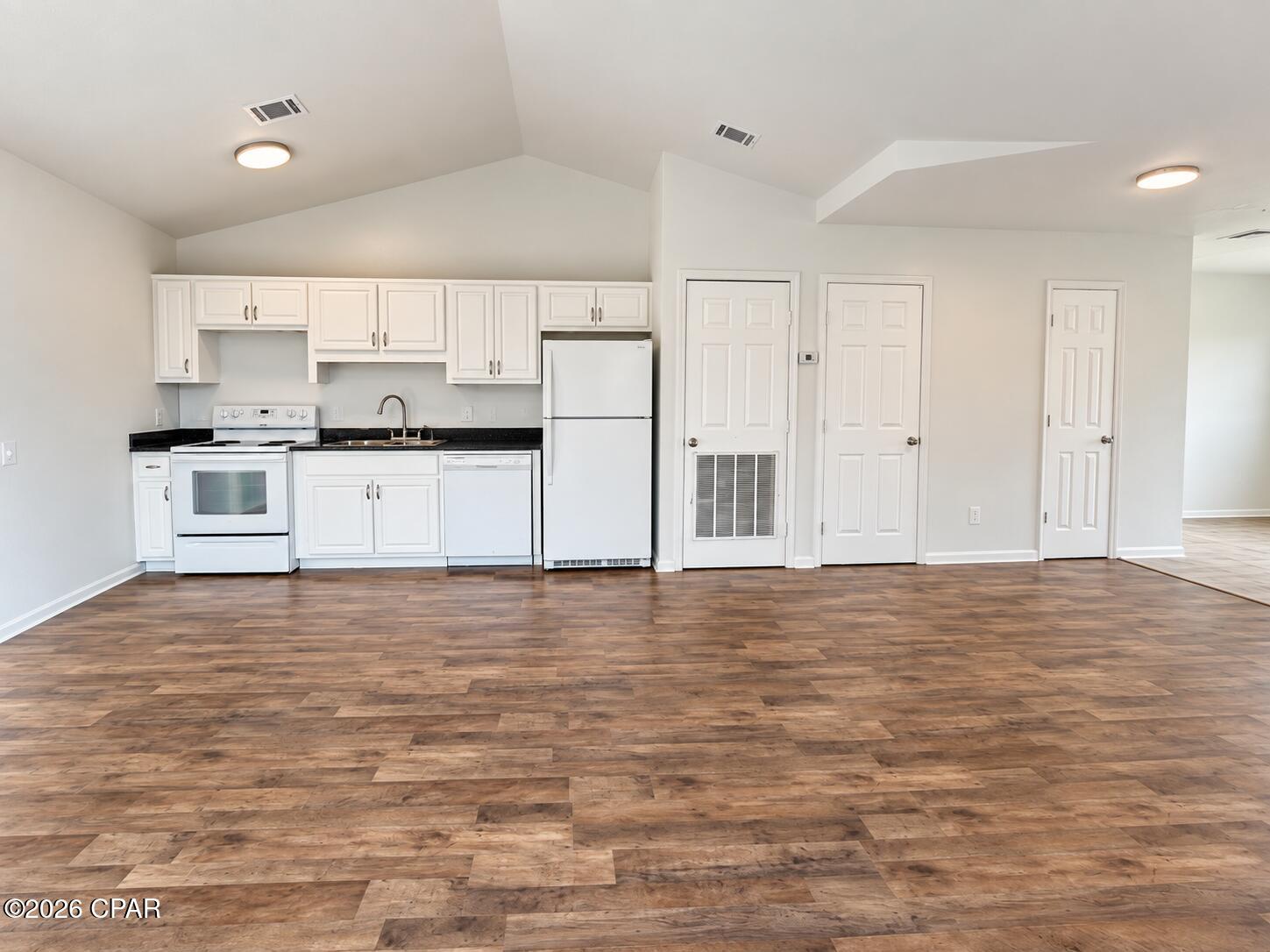 5408 Pinetree Avenue, Panama City, FL 32408 thumbnail, photo 7 of 36