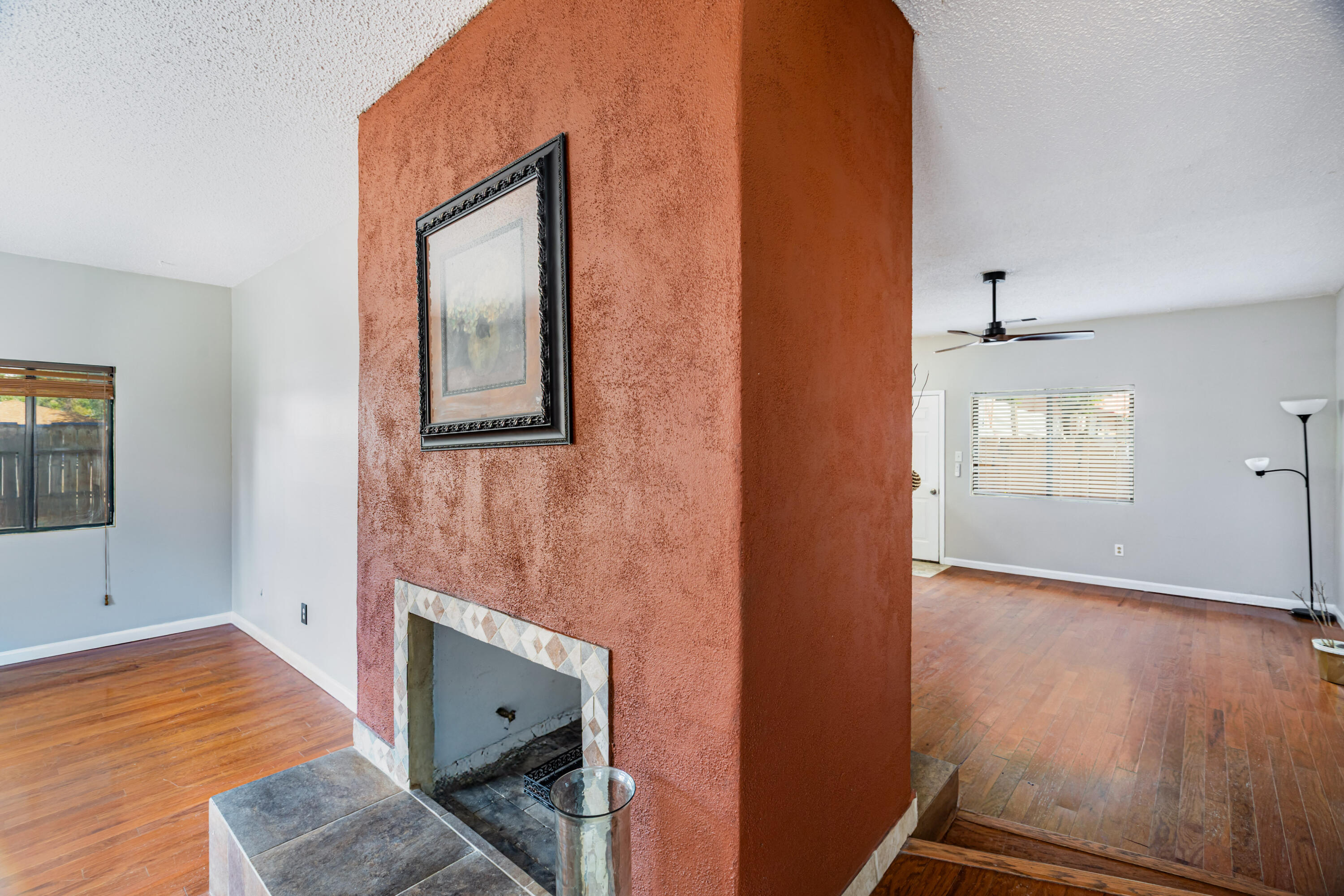 5th image of 917 8Th St Sw, Albuquerque, NM 87102 | MLS# 1107610