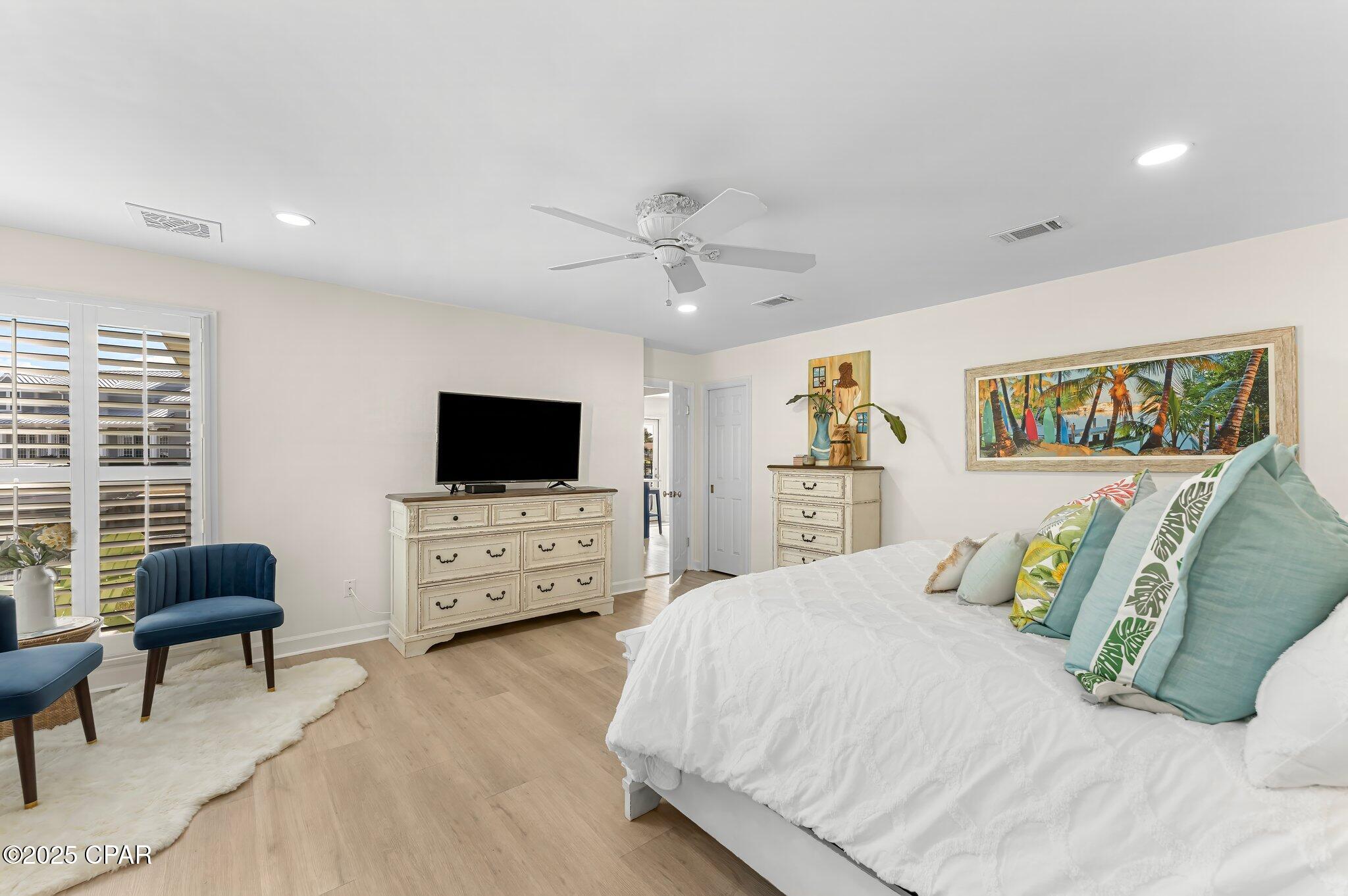 397 Wahoo Road, Panama City Beach, FL 32408 thumbnail, photo 16 of 48