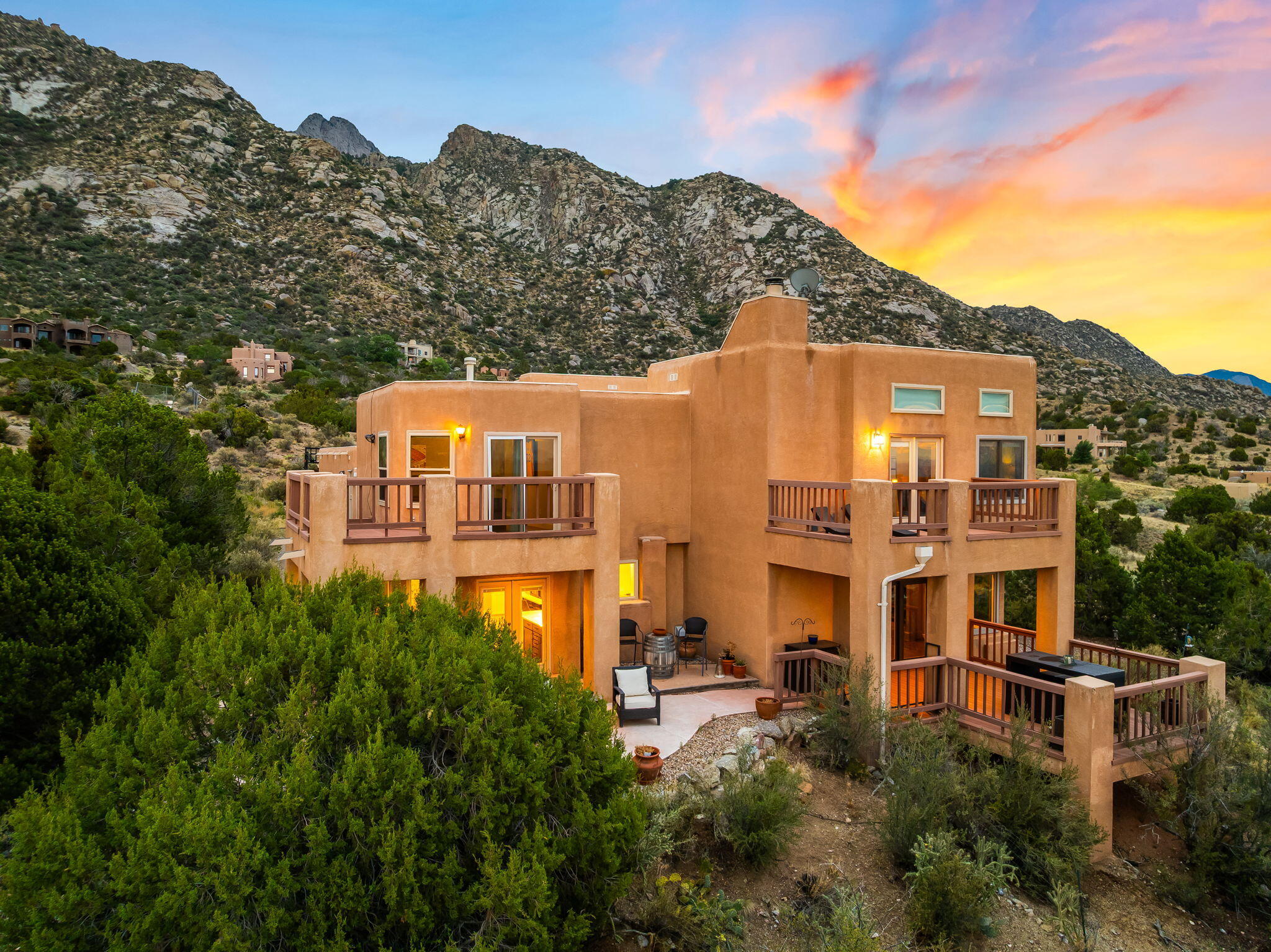 2nd image of 18 Tierra Monte Dr Ne, Albuquerque, NM 87122 | MLS# 1107676