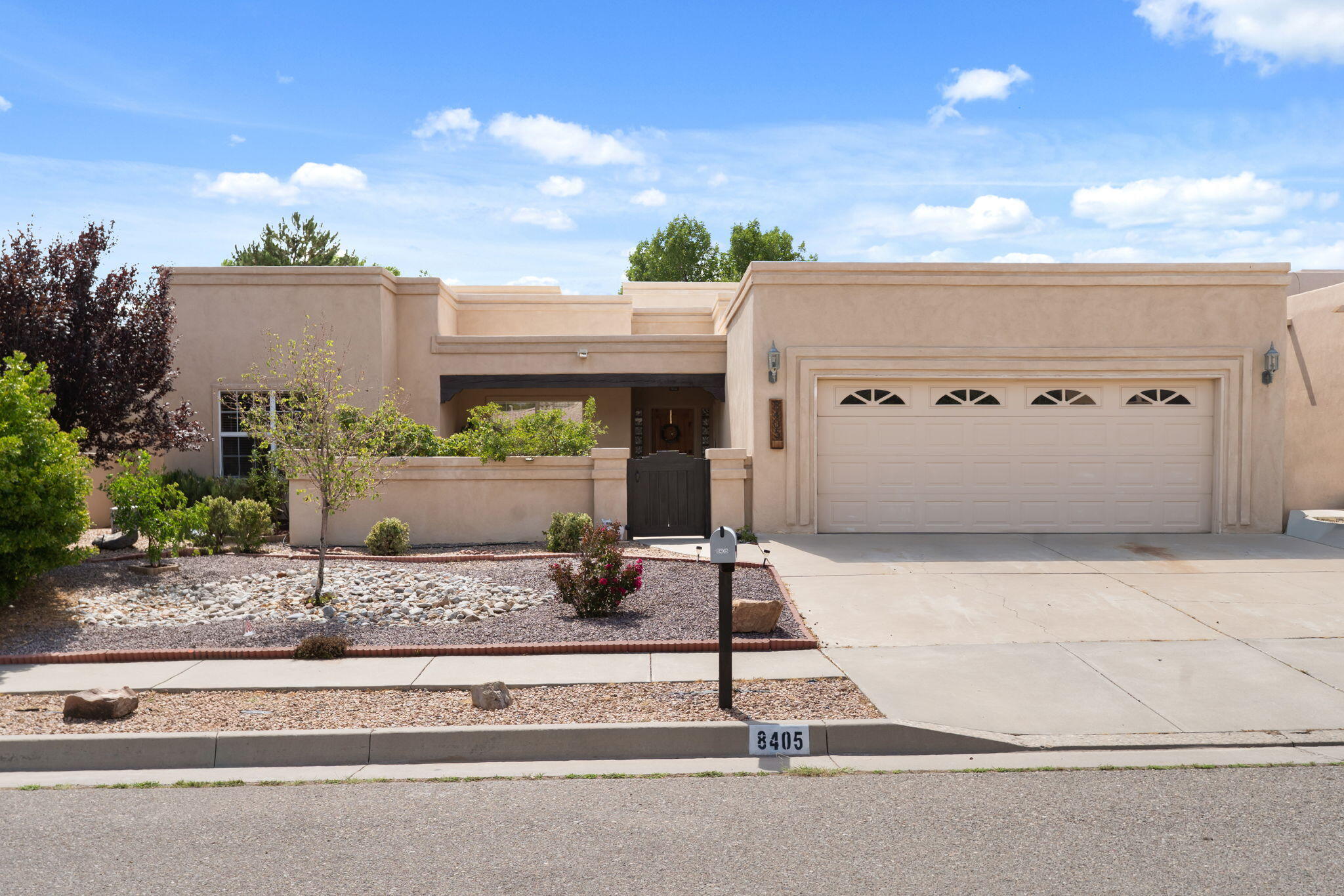 8405 Petaluma Drive NE, Albuquerque