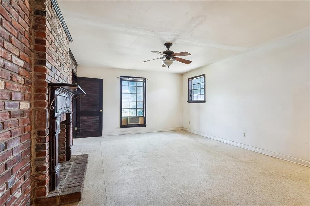 Photo 4 of Single family home for sale at 1240 Papworth Ave, Metairie, LA 70005 | MLS# 2567371 | Listing updated on 2026-09-15