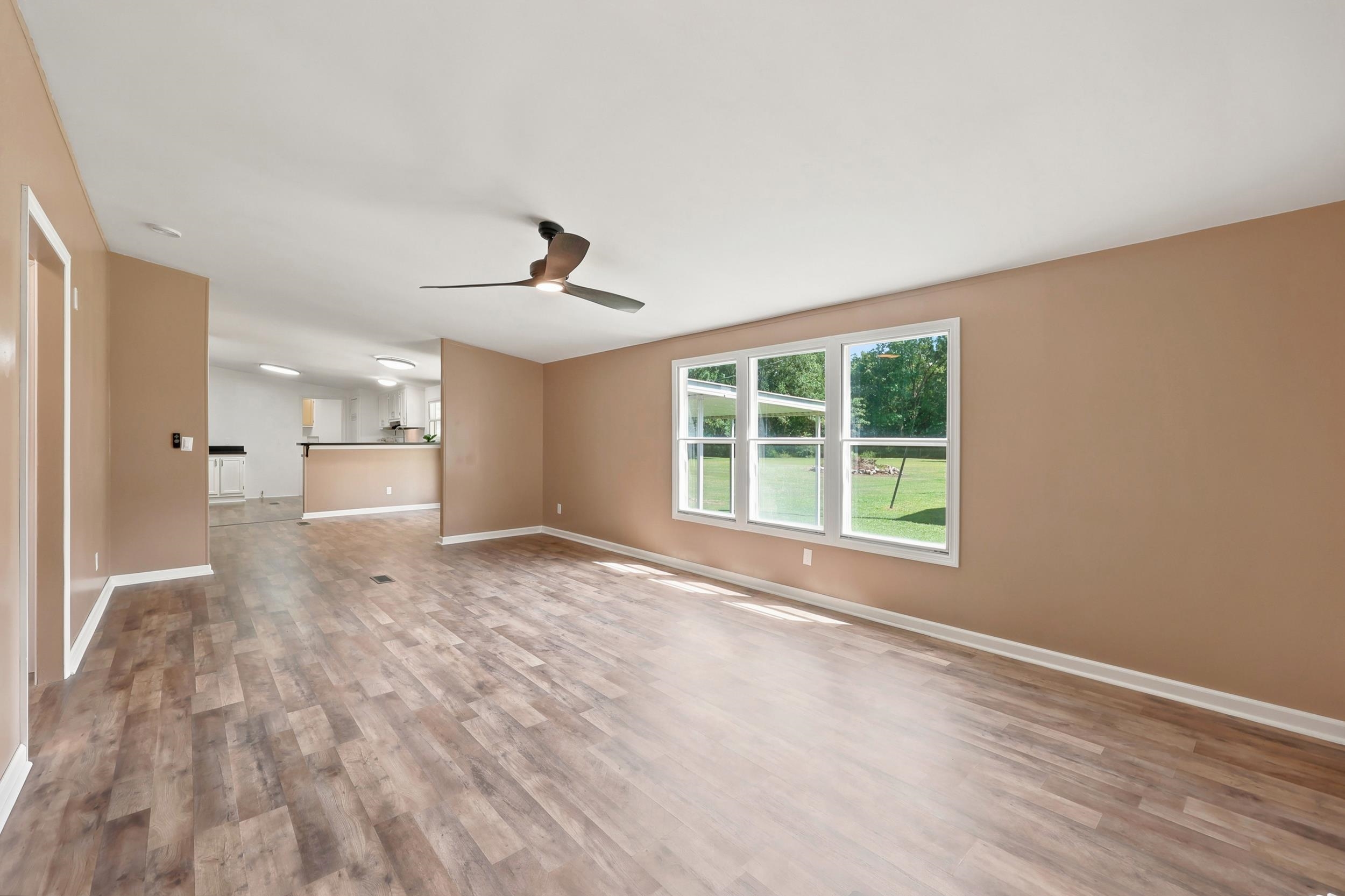 2618258 | Photo 11