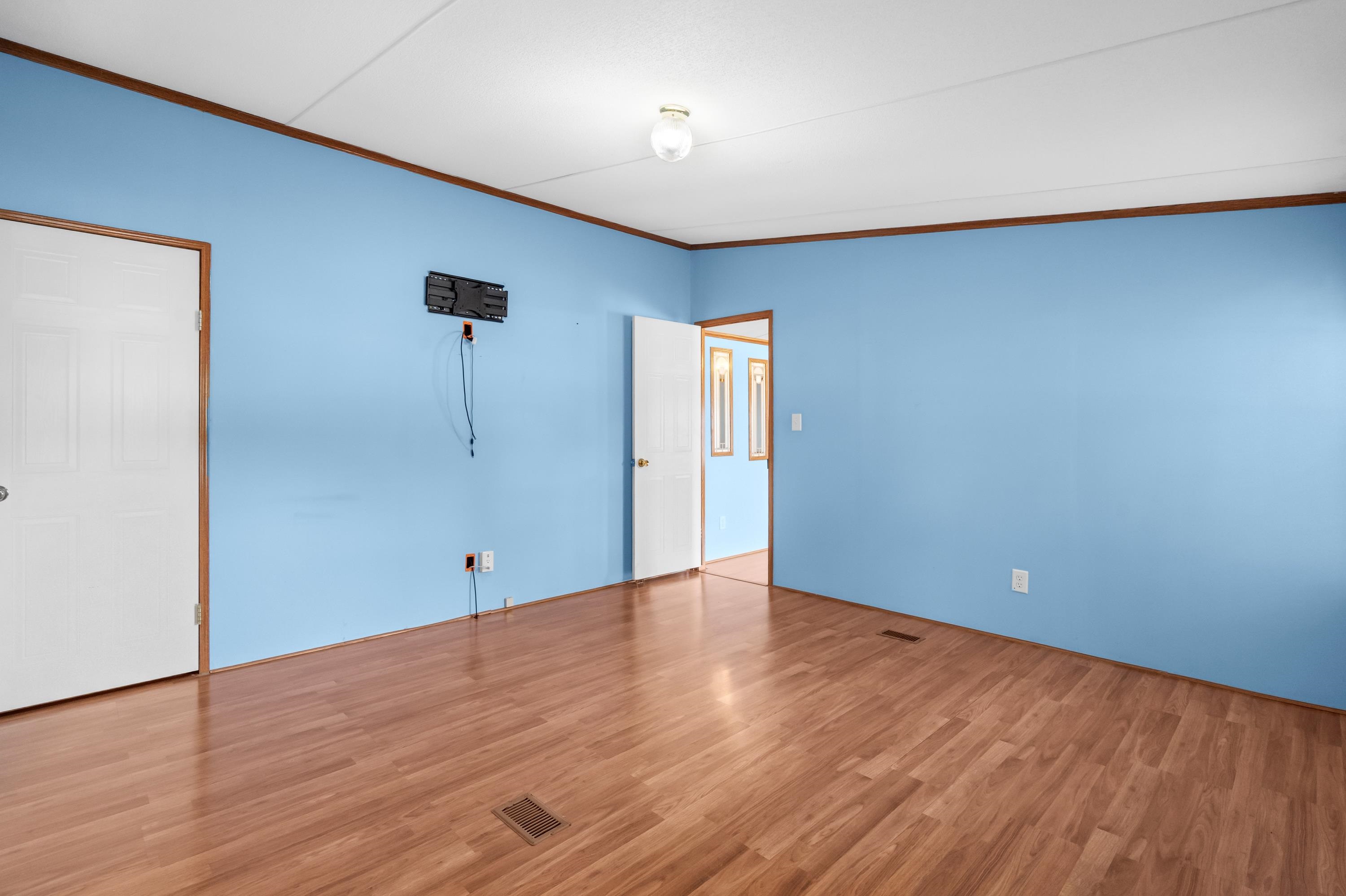 2618311 | Photo 20