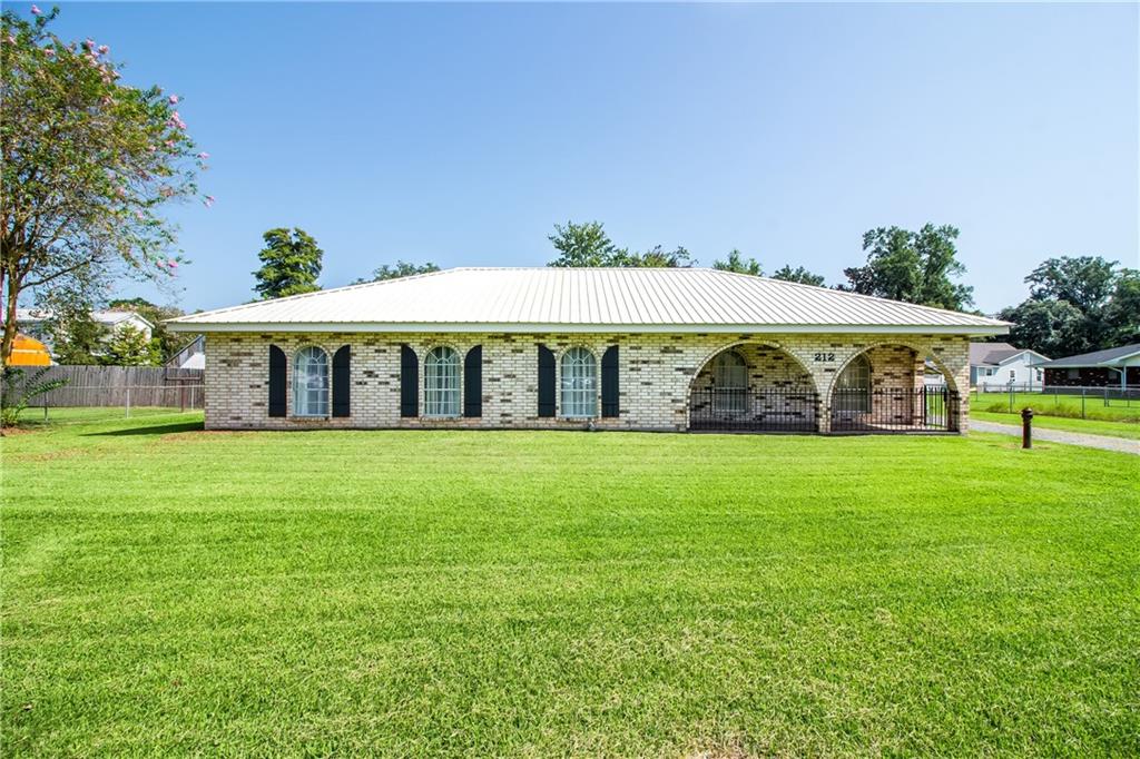 Photo 2 of Single family home for sale at 212 Daisy St, Garyville, LA 70051 | MLS# 2568620 | Listing updated on 2026-09-14