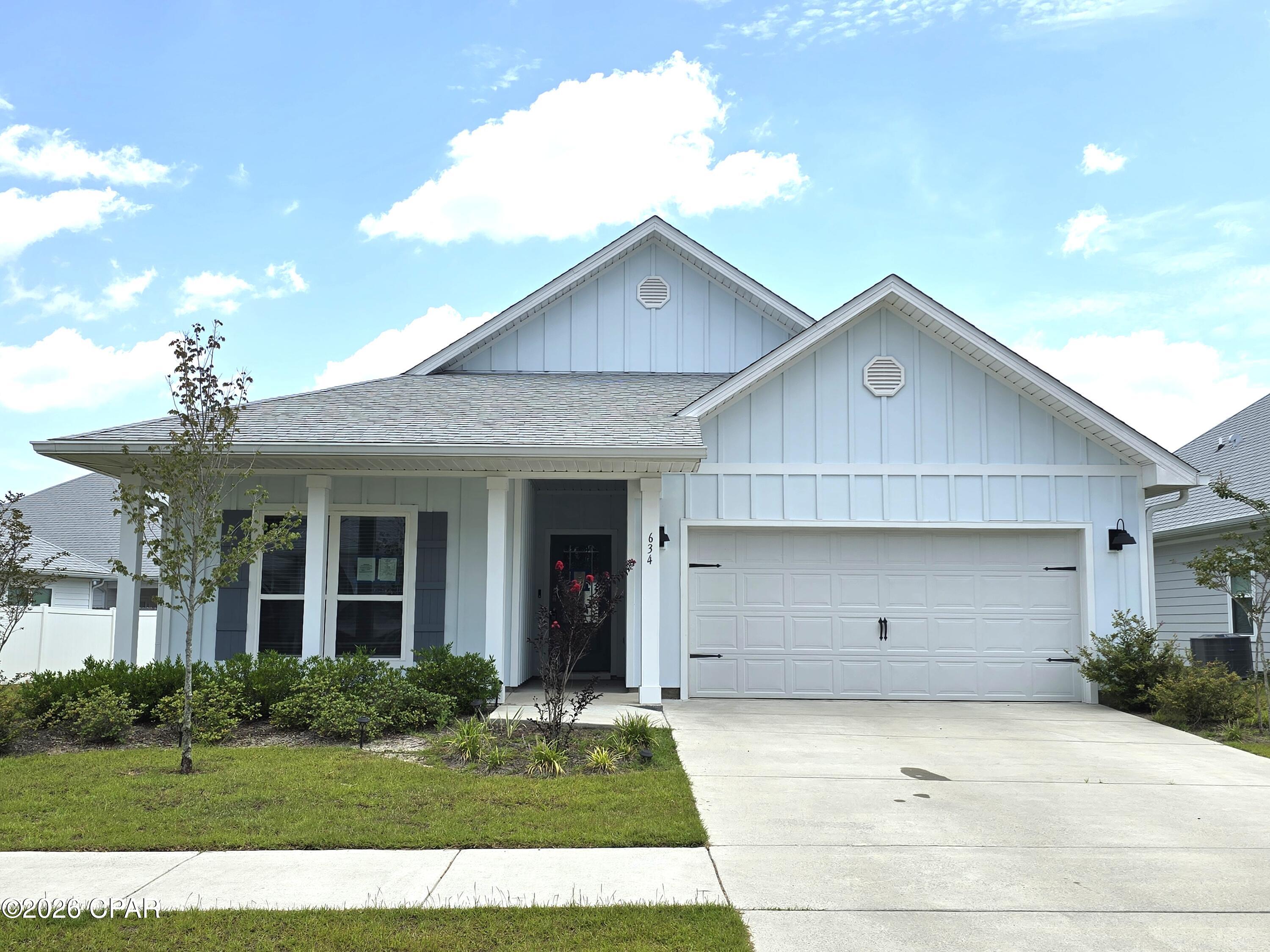634 Hancock Way, Panama City Beach, FL 32413 thumbnail, photo 4 of 33