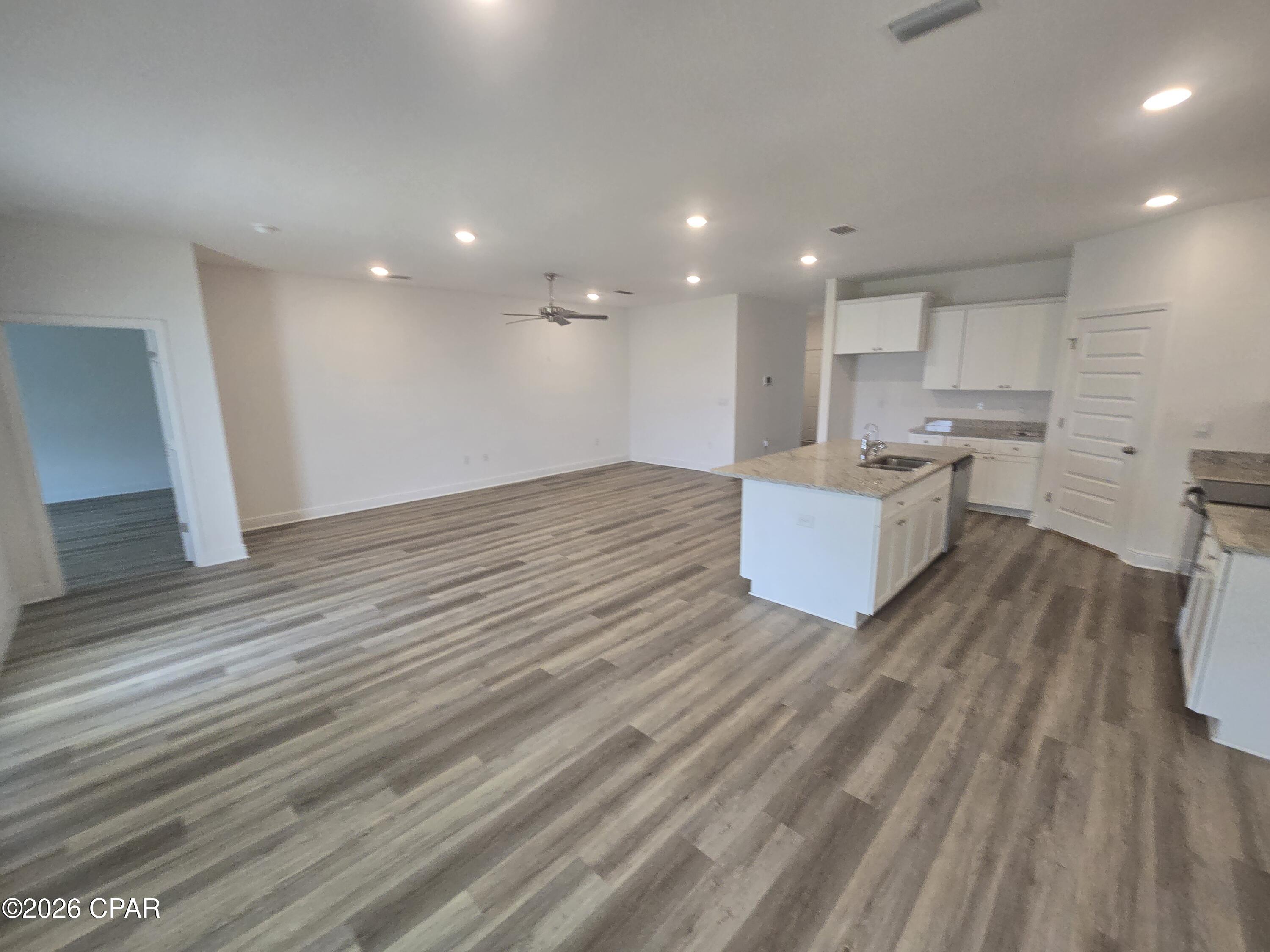 634 Hancock Way, Panama City Beach, FL 32413 thumbnail, photo 10 of 33