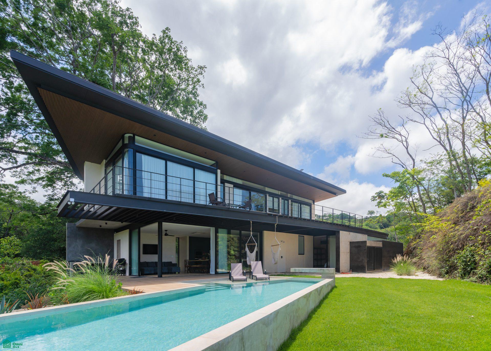 4 bed Single Family Homes For Sale in Nicoya, Guanacaste - 1