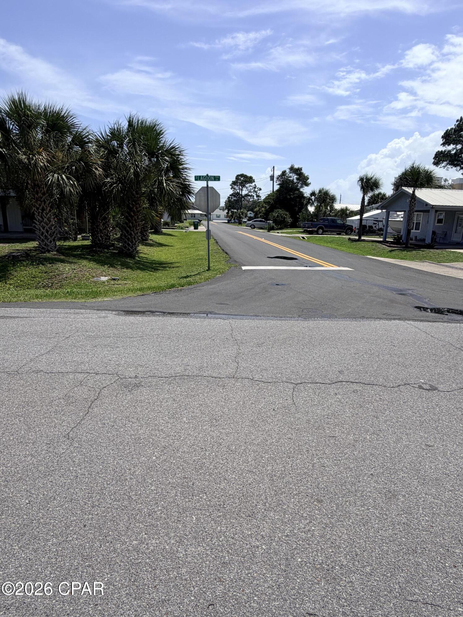 7304 S Lagoon Drive, Panama City Beach, FL 32408 thumbnail, photo 10 of 32
