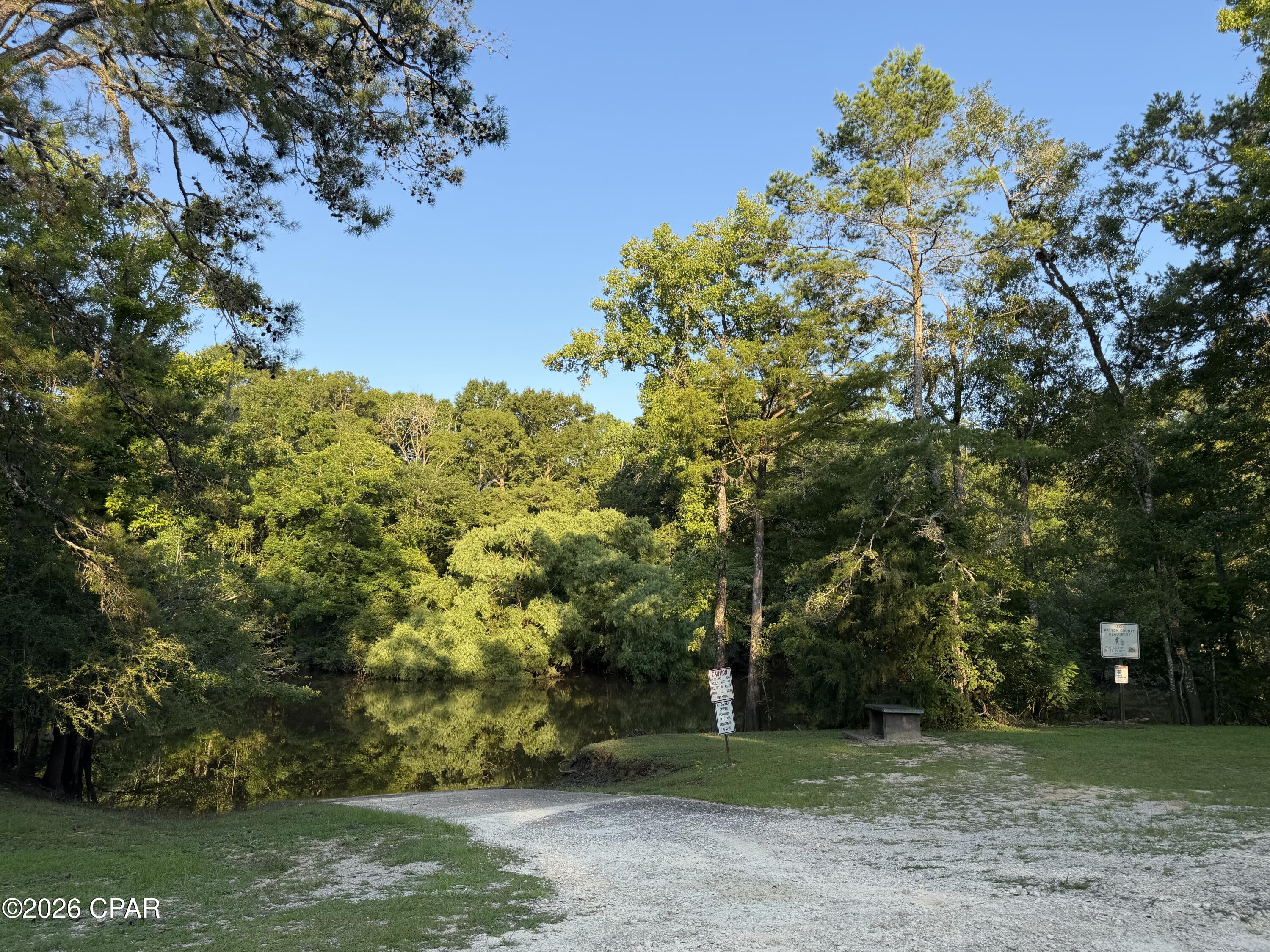 1st image of 129 Landing Rd, Ponce De Leon, FL 32455 | MLS# 793040