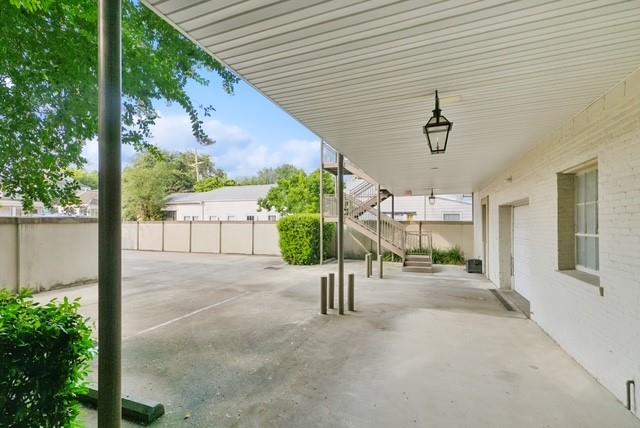 Listing Photo 4 - Condo for sale in building located at 8416 Oak St, New Orleans, LA 70118 - Unit #K