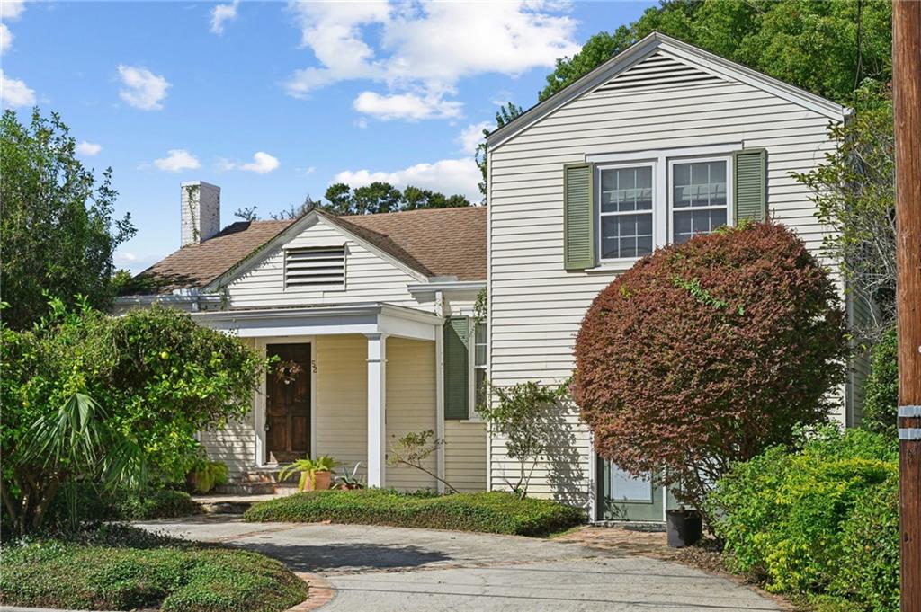 Photo 2 of Single family home for sale at 52 Oaklawn Dr, Metairie, LA 70005 | MLS# 2569118 | Listing updated on 2026-10-13